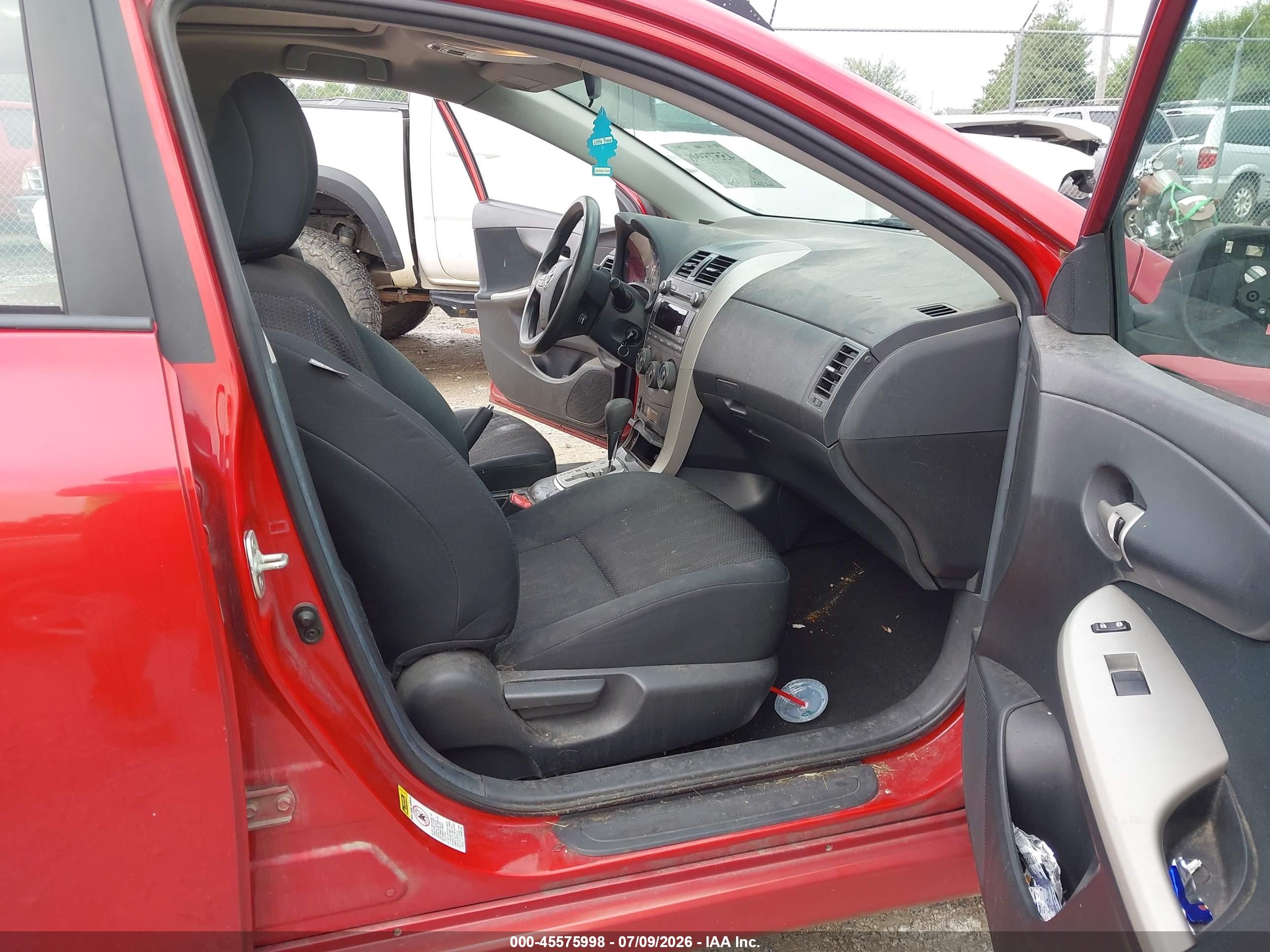 2011 Toyota Corolla S Red vin: 2T1BU4EE9BC711102