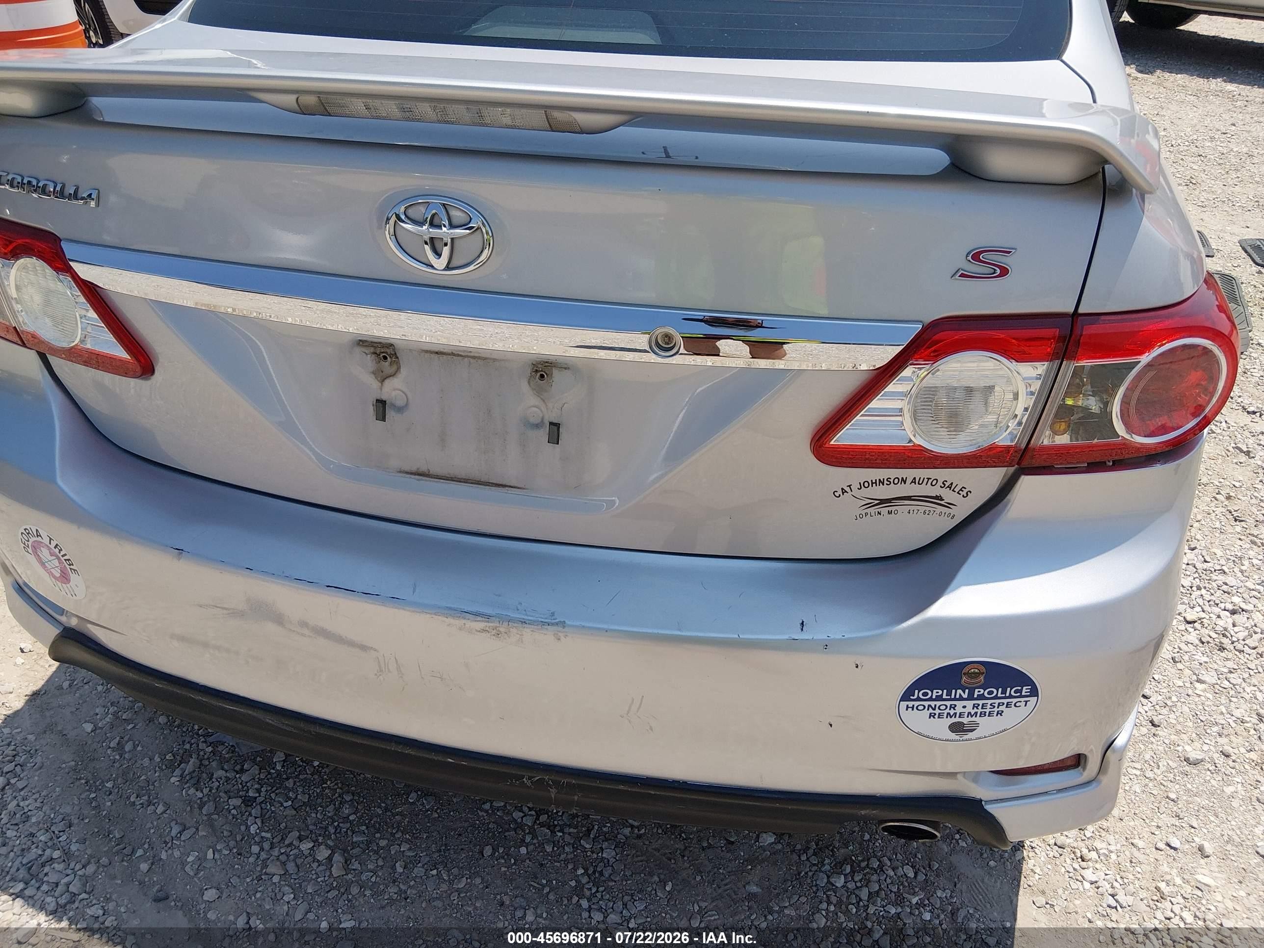 2011 Toyota Corolla S Silver vin: 2T1BU4EE9BC723170