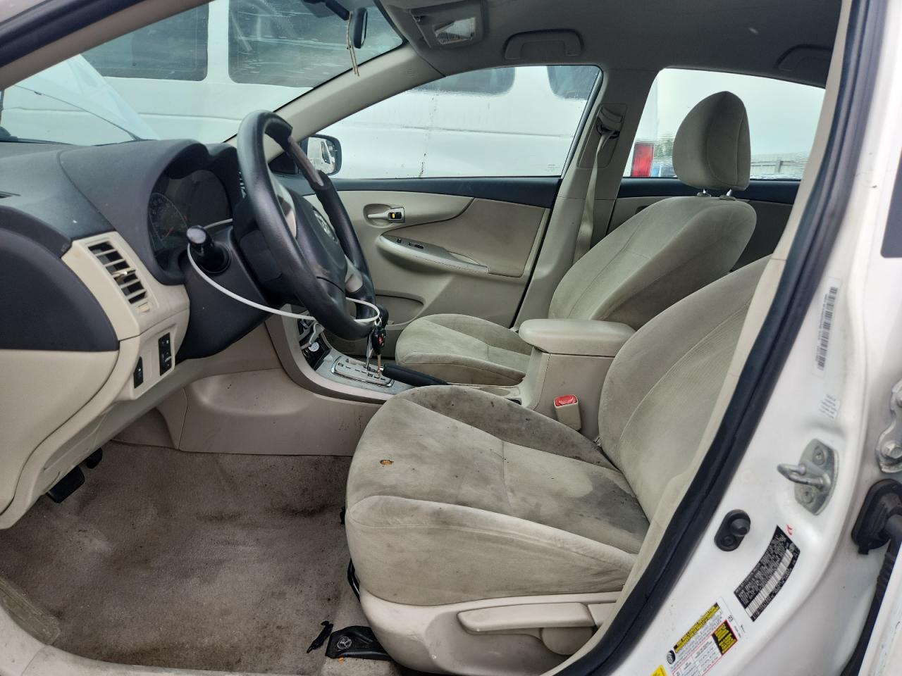 2011 Toyota Corolla Le White vin: 2T1BU4EE9BC726764