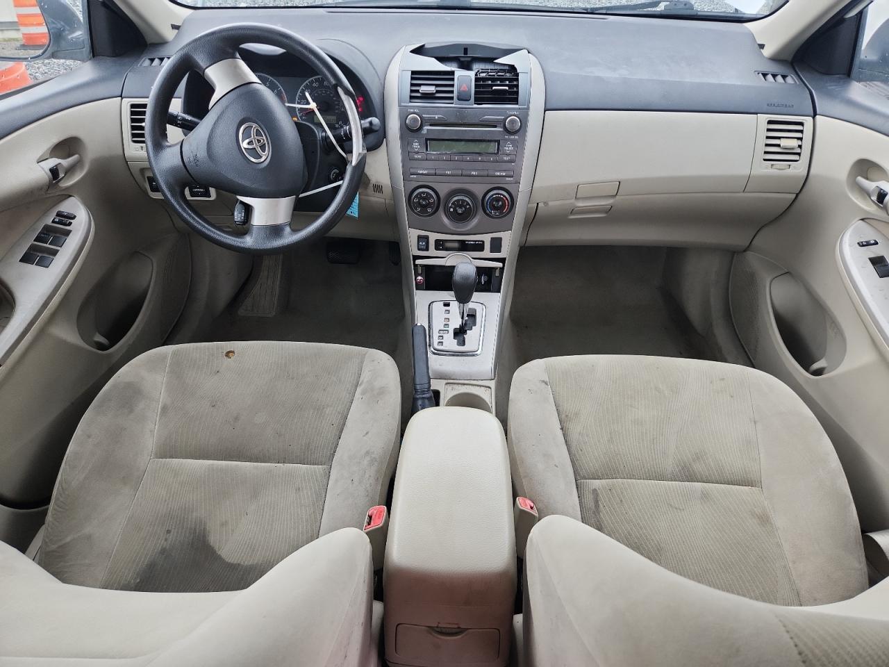 2011 Toyota Corolla Le White vin: 2T1BU4EE9BC726764