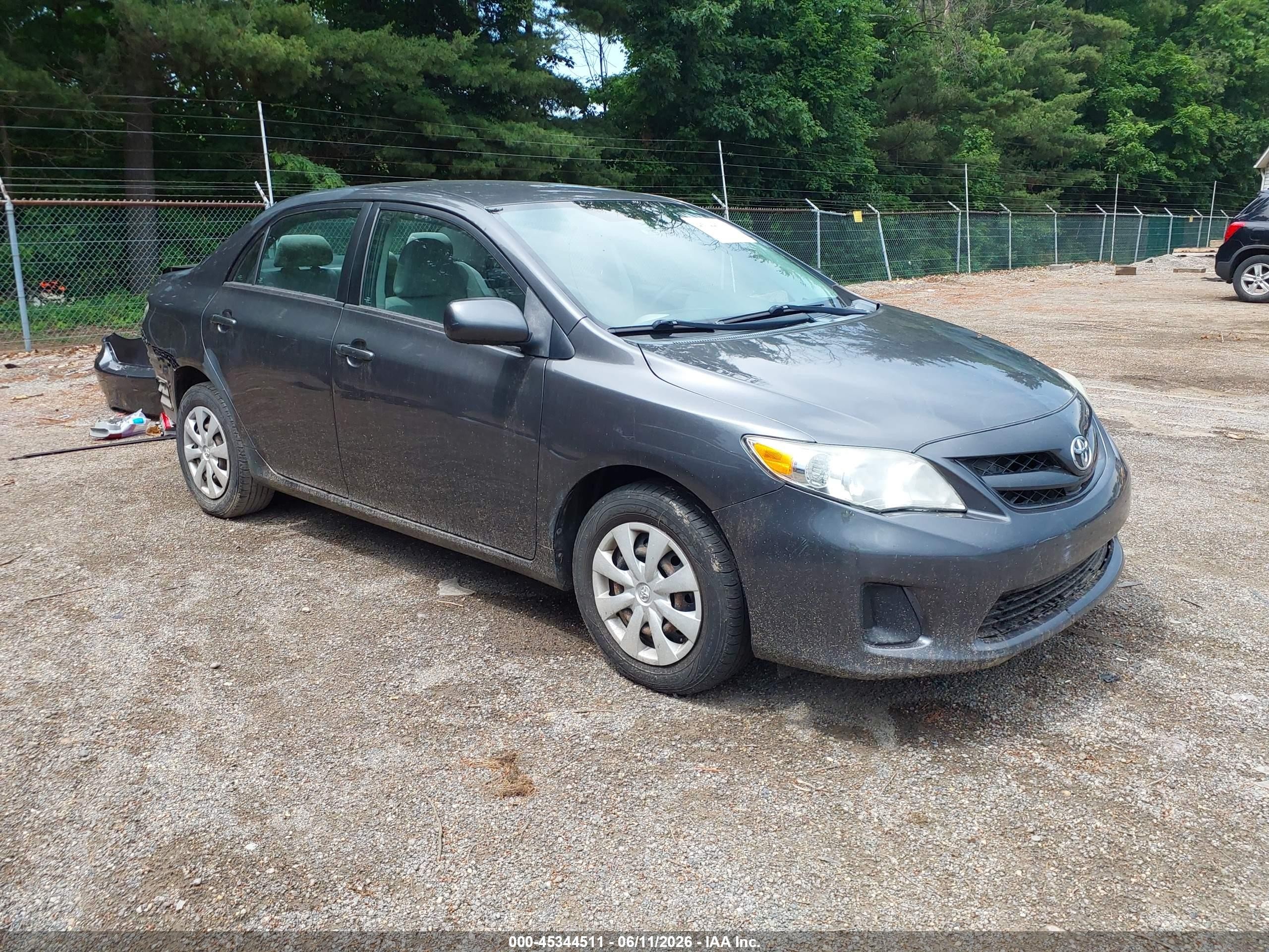 2011 Toyota Corolla Le Gray vin: 2T1BU4EE9BC727414
