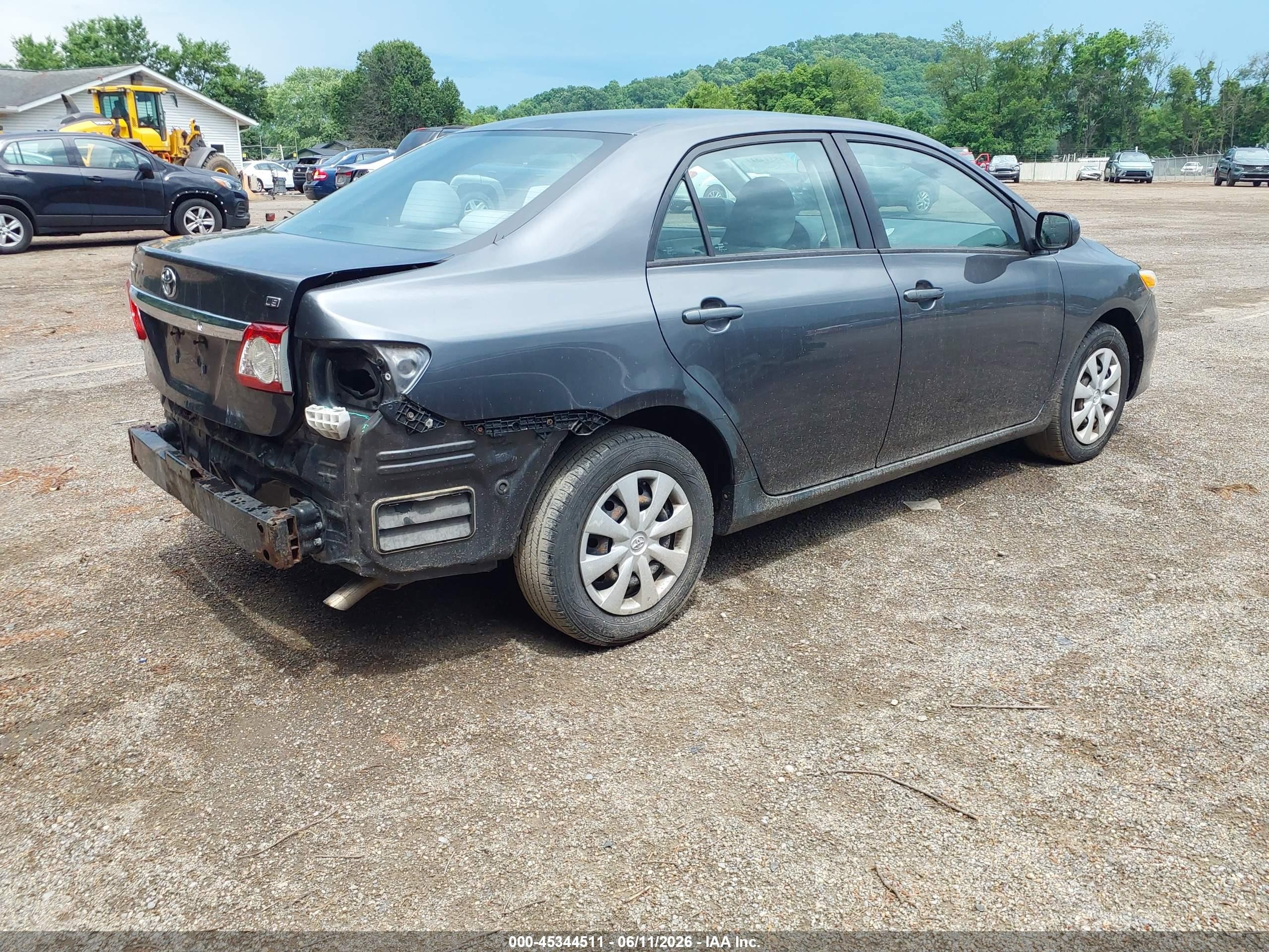 2011 Toyota Corolla Le Gray vin: 2T1BU4EE9BC727414