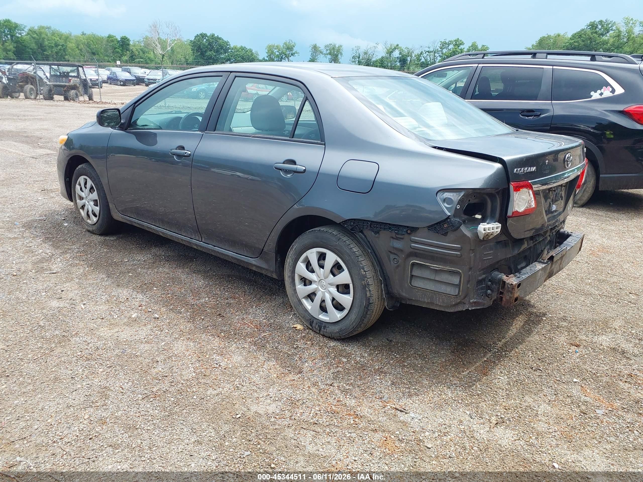2011 Toyota Corolla Le Gray vin: 2T1BU4EE9BC727414
