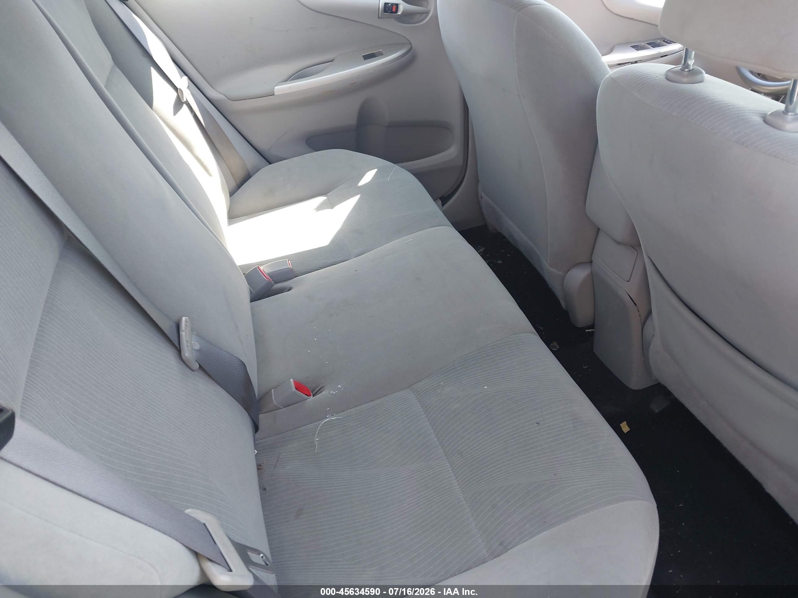 2011 Toyota Corolla Le Gray vin: 2T1BU4EE9BC730748