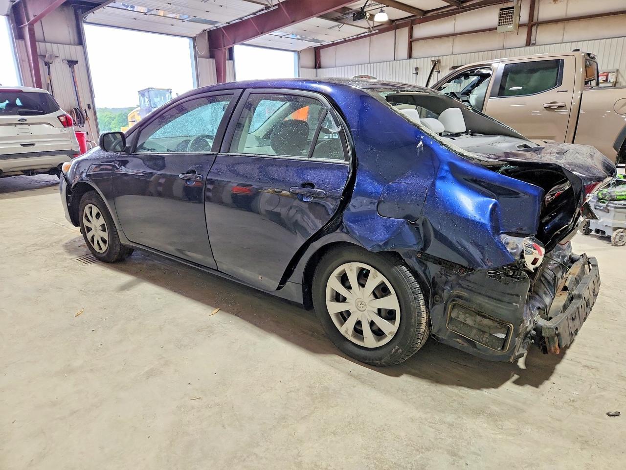 2011 Toyota Corolla Le Blue vin: 2T1BU4EE9BC734573