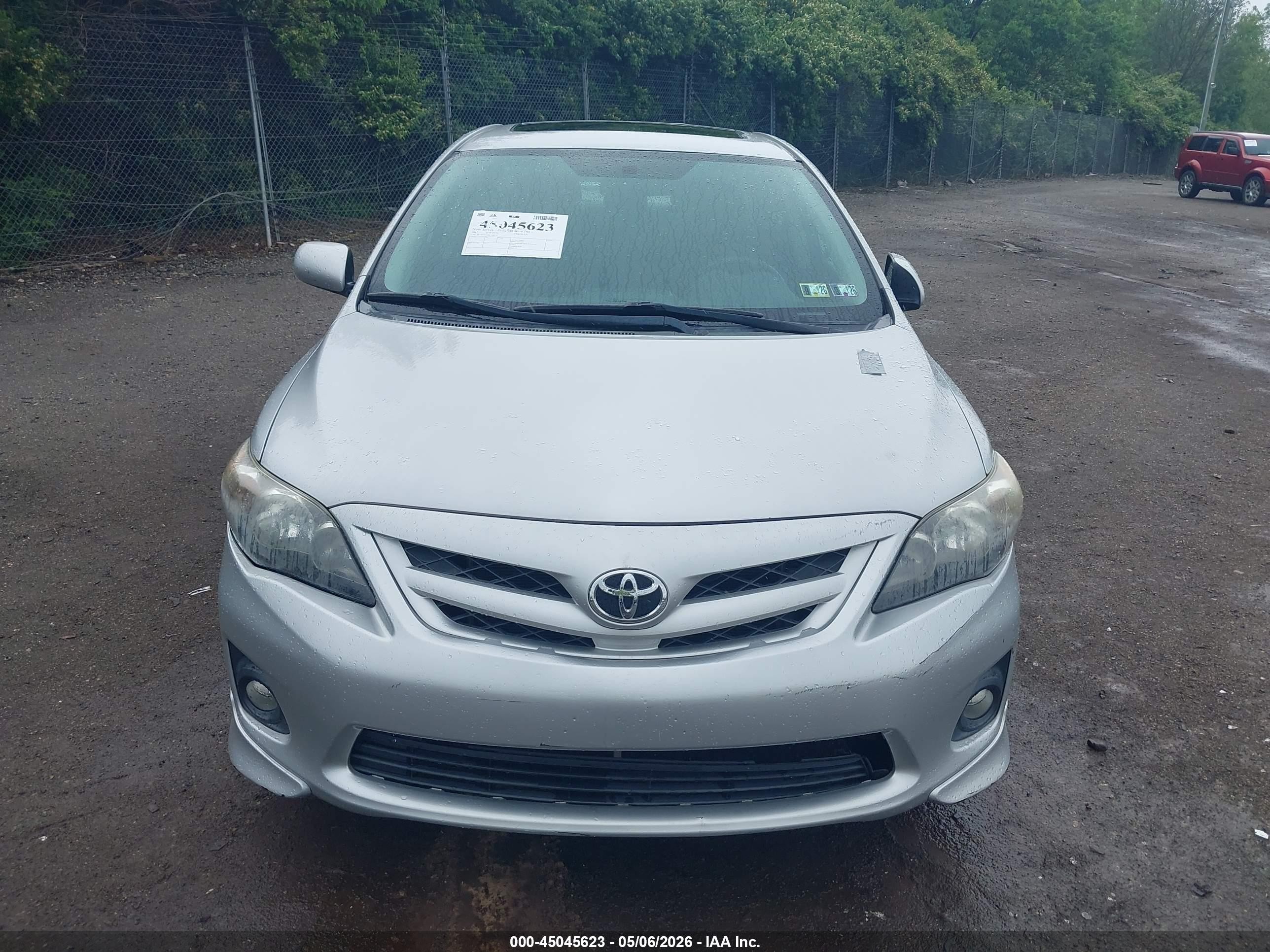 2011 Toyota Corolla S Silver vin: 2T1BU4EE9BC740115