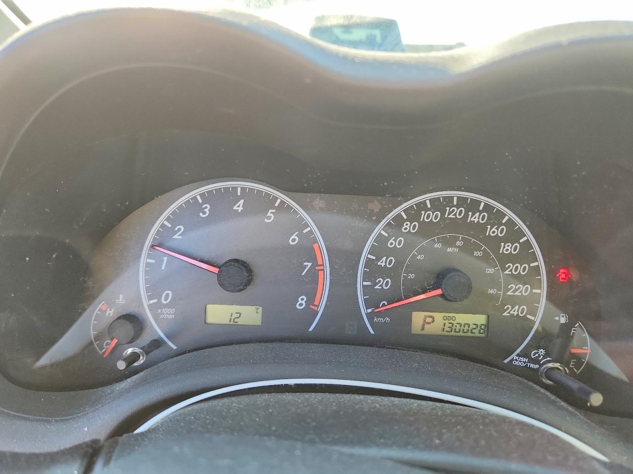 2011 Toyota Corolla Base Gold vin: 2T1BU4EE9BC740521