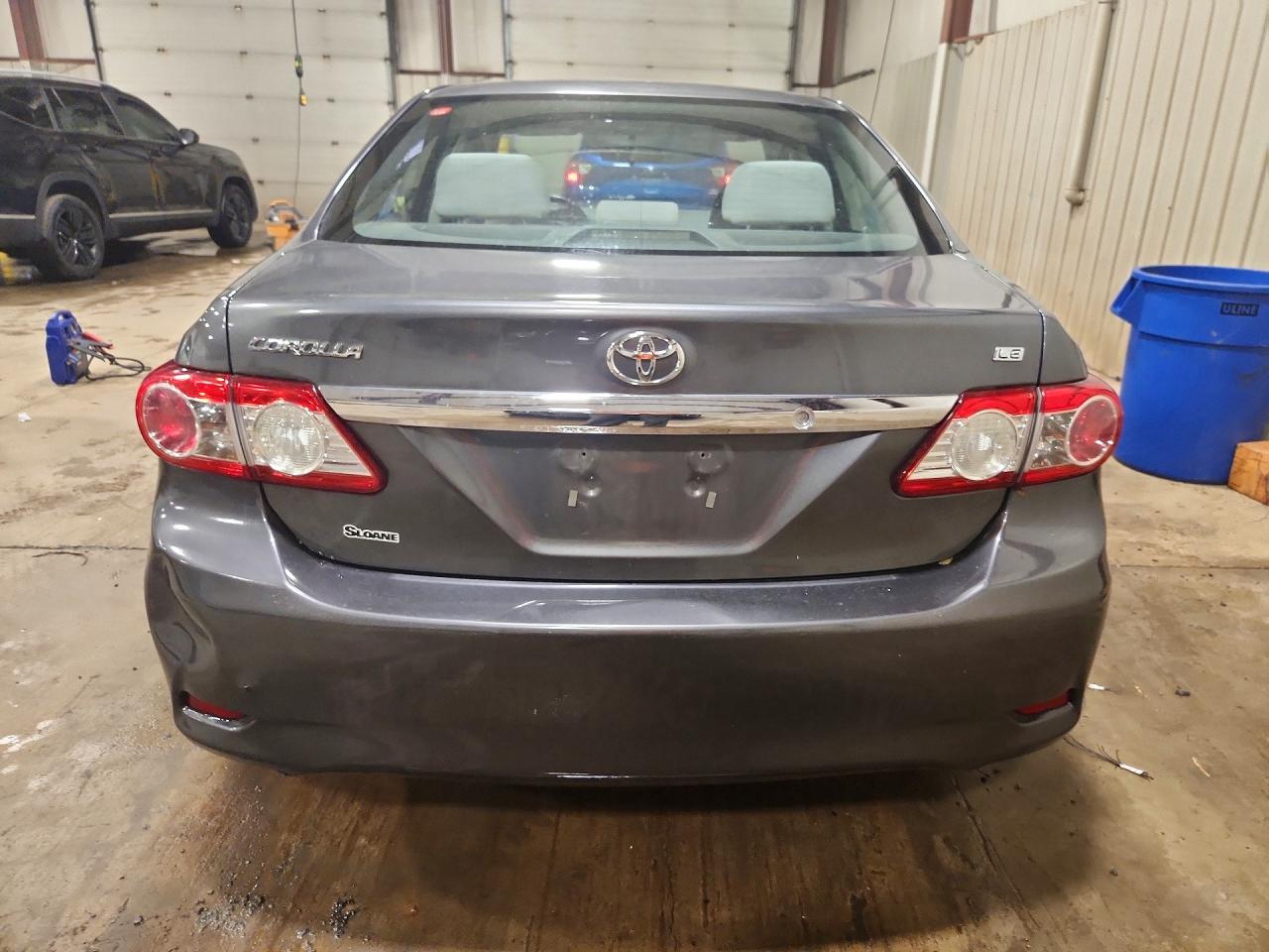 2011 Toyota Corolla Le Серый vin: 2T1BU4EE9BC750322