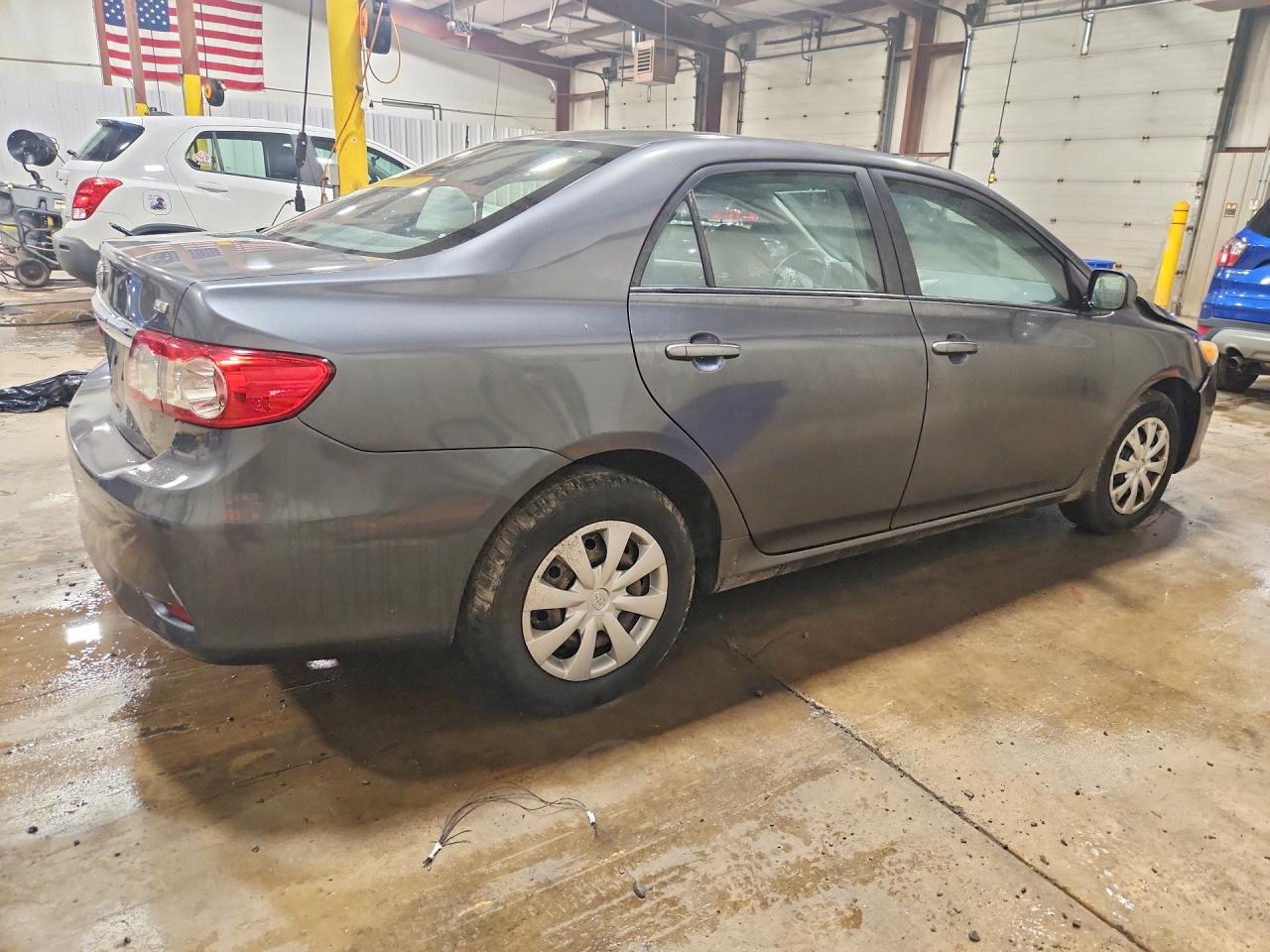 2011 Toyota Corolla Le Серый vin: 2T1BU4EE9BC750322