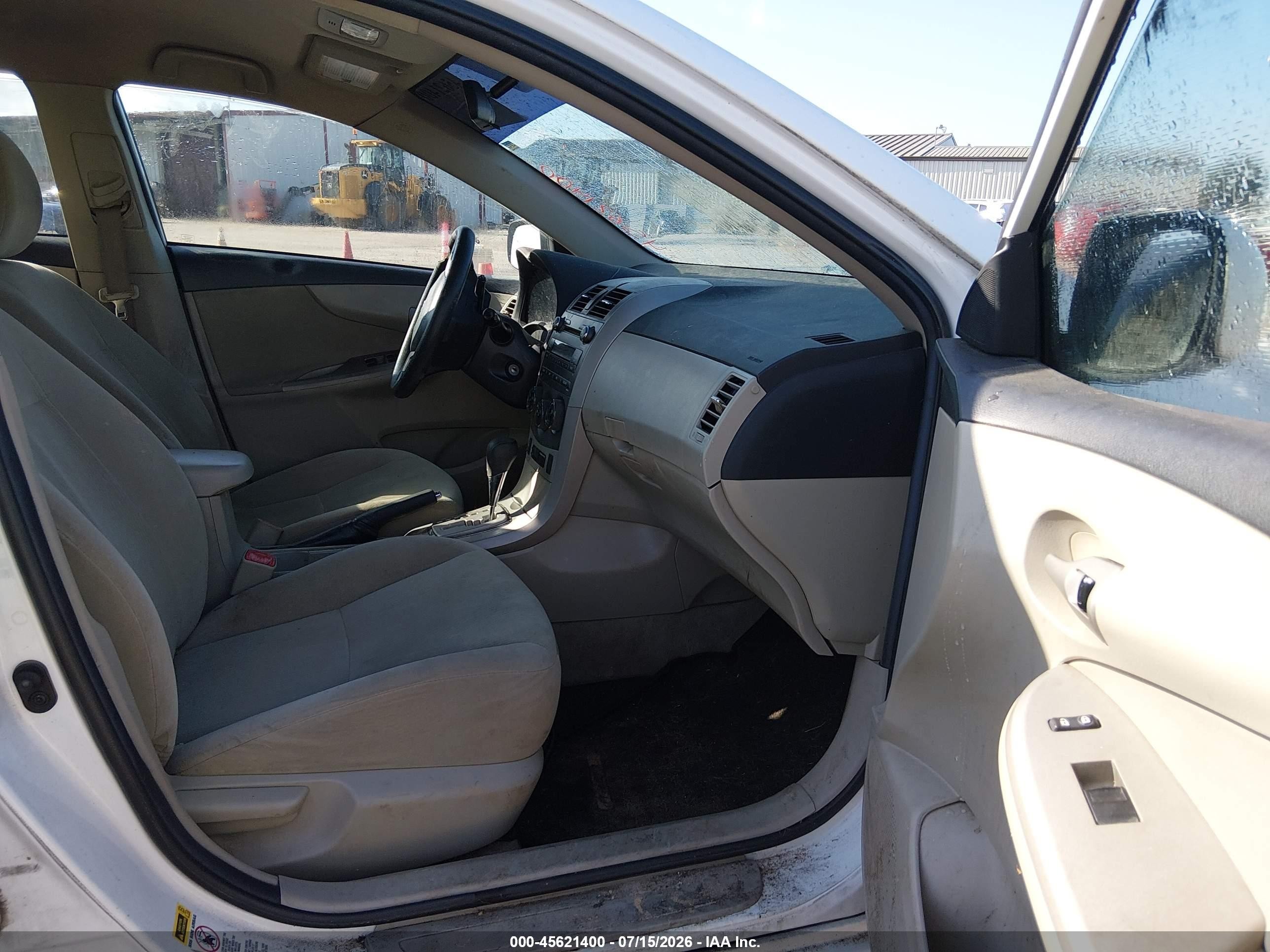 2011 Toyota Corolla Le White vin: 2T1BU4EE9BC753785