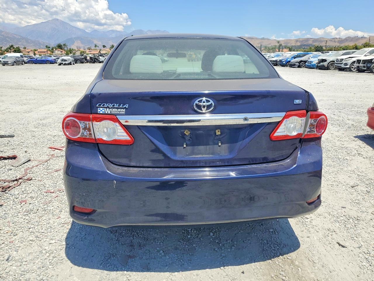 2012 Toyota Corolla Le Blue vin: 2T1BU4EE9CC766618