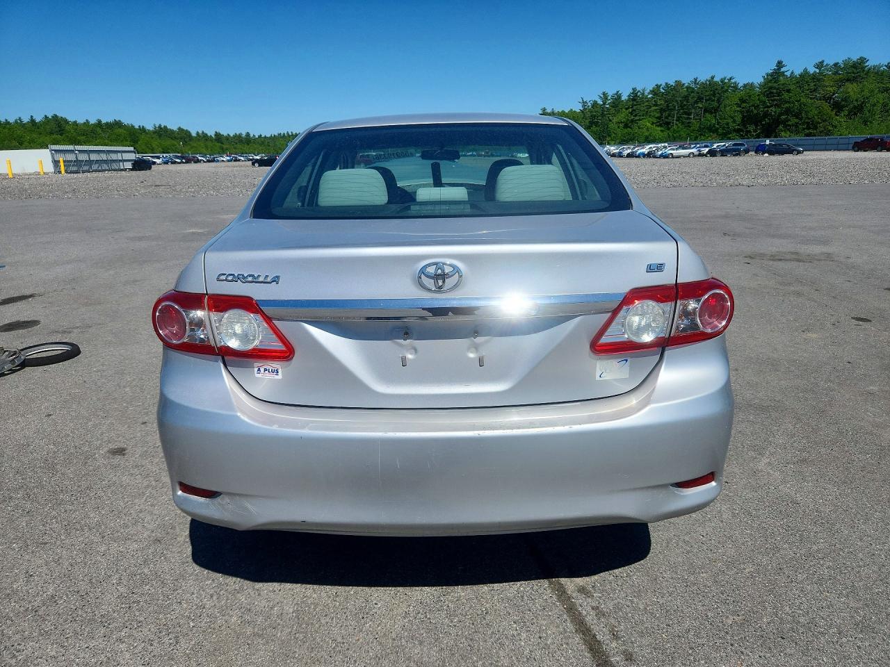 2012 Toyota Corolla Le Silver vin: 2T1BU4EE9CC784522