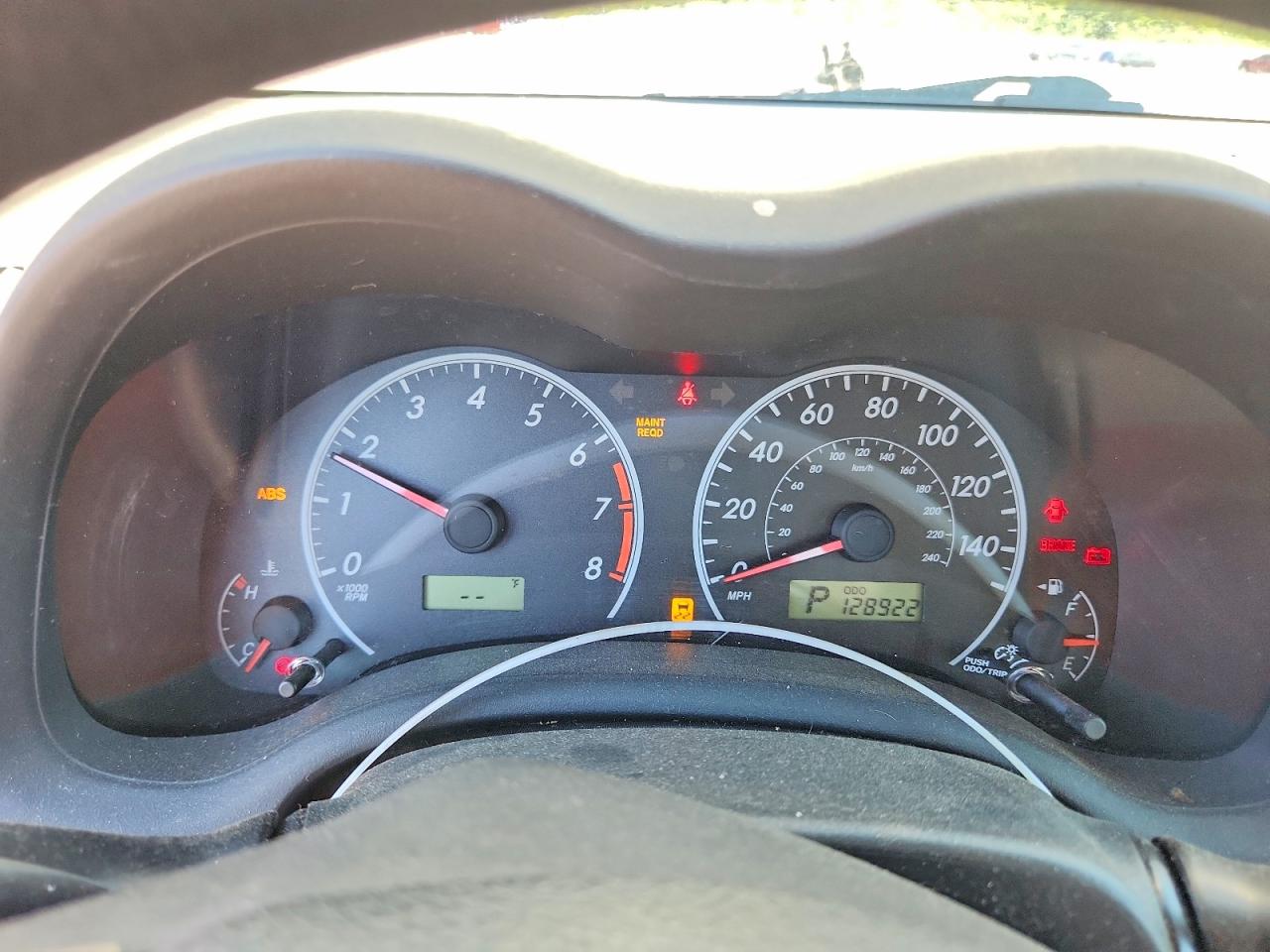 2012 Toyota Corolla Le Silver vin: 2T1BU4EE9CC784522