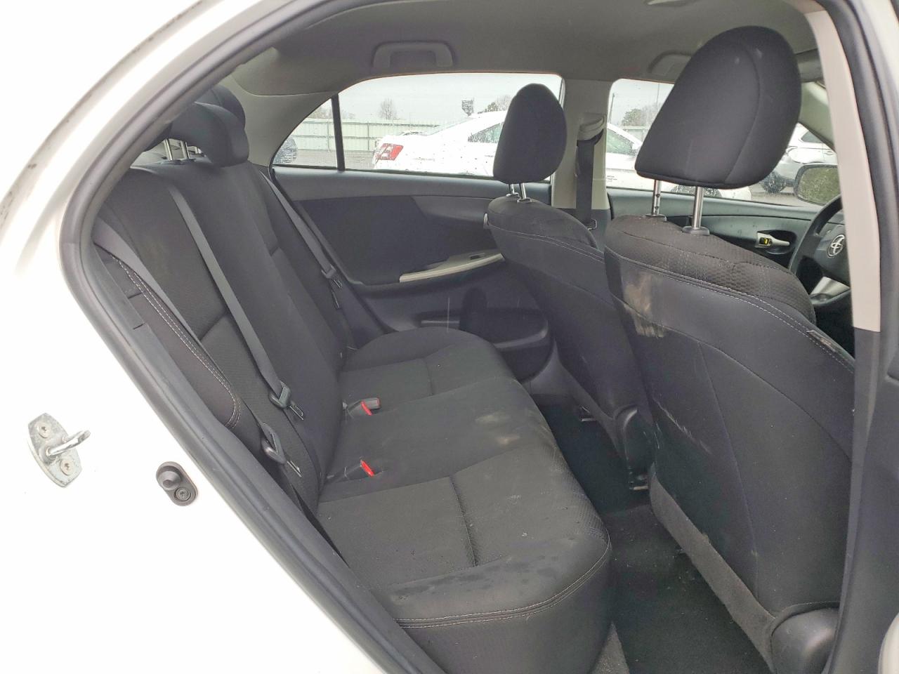2012 Toyota Corolla Base White vin: 2T1BU4EE9CC791454