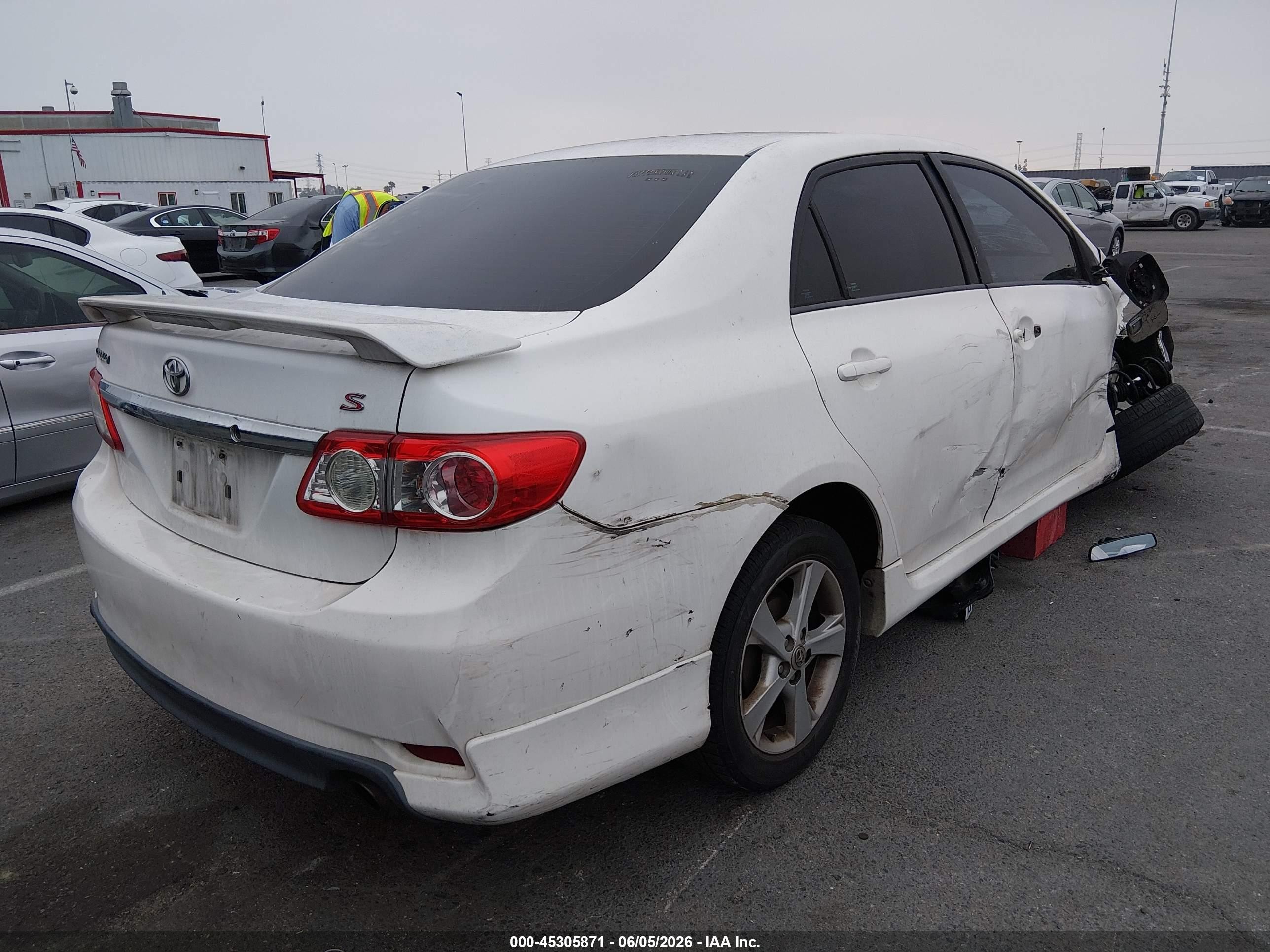 2012 Toyota Corolla S White vin: 2T1BU4EE9CC801450