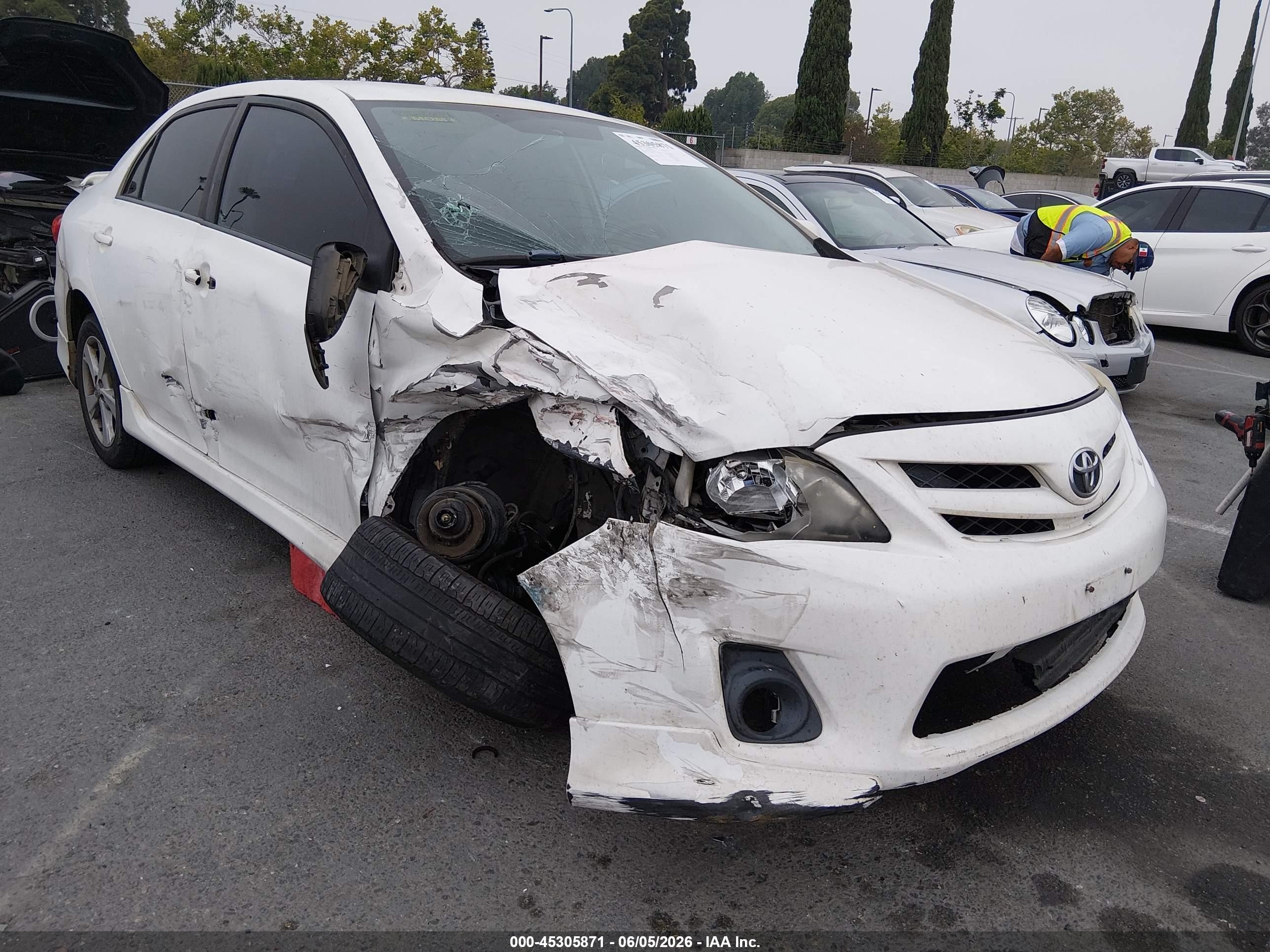 2012 Toyota Corolla S White vin: 2T1BU4EE9CC801450