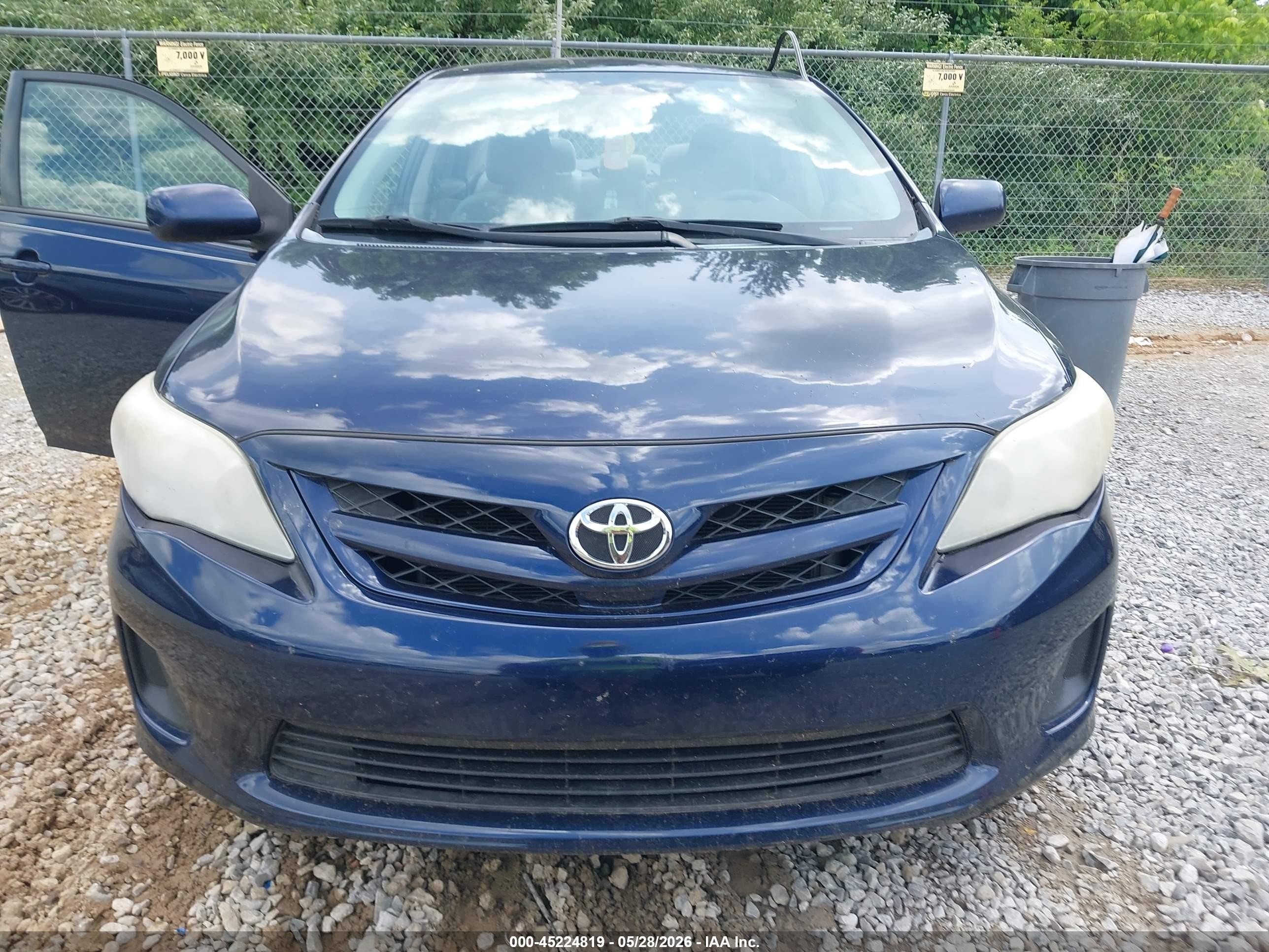 2012 Toyota Corolla Le Blue vin: 2T1BU4EE9CC828731