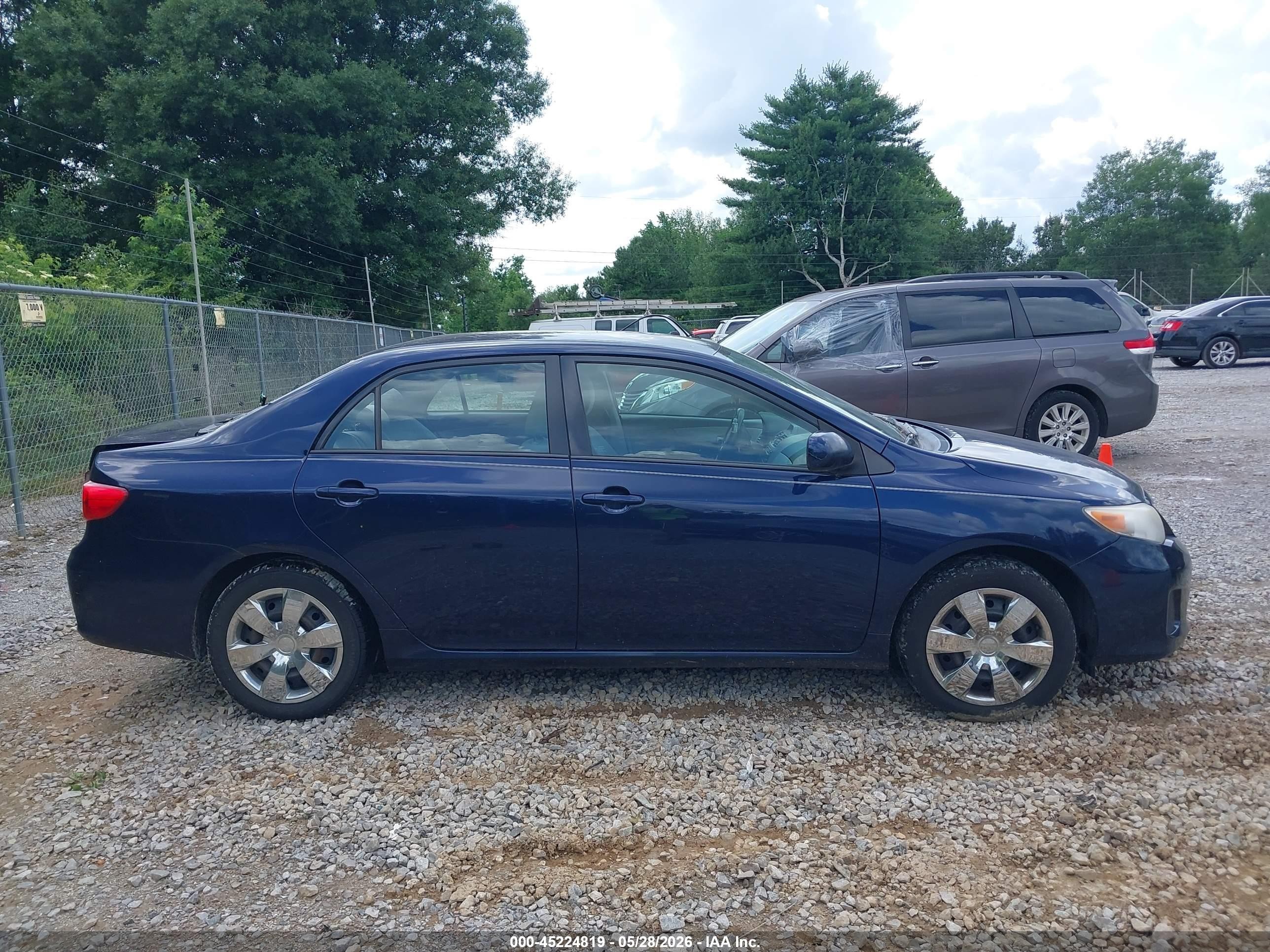 2012 Toyota Corolla Le Blue vin: 2T1BU4EE9CC828731