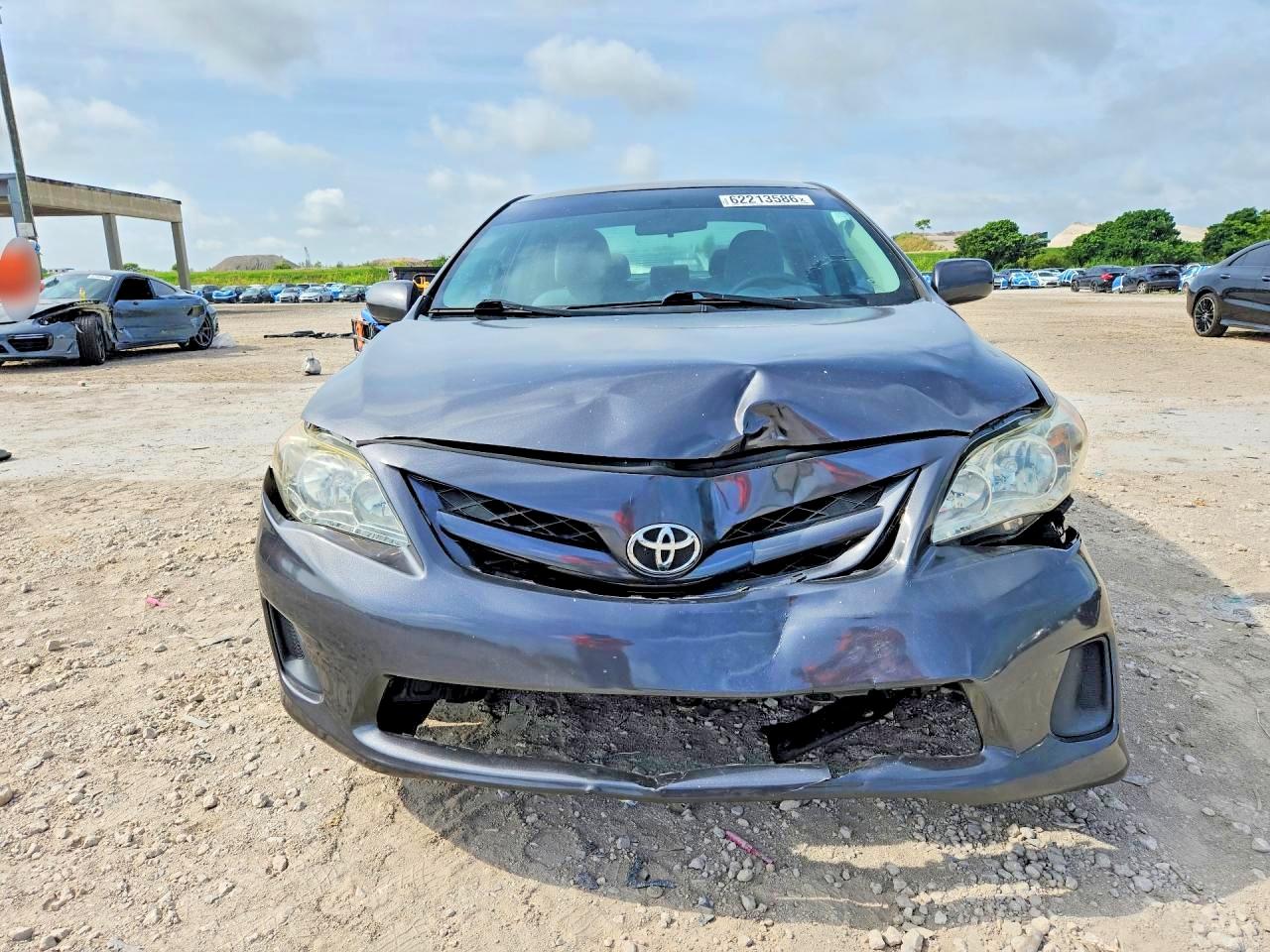 2012 Toyota Corolla Le Charcoal vin: 2T1BU4EE9CC837347