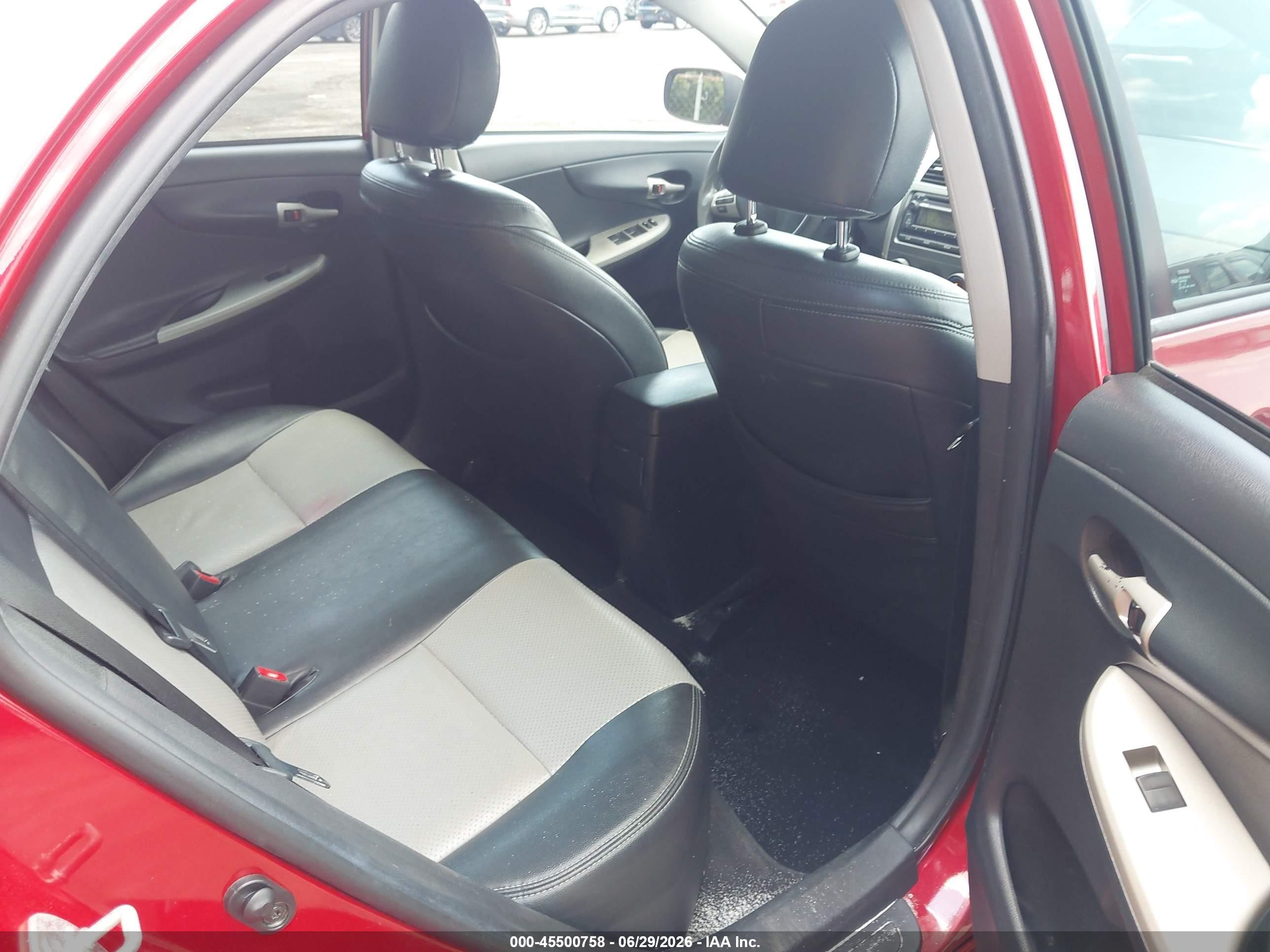 2012 Toyota Corolla S Red vin: 2T1BU4EE9CC854553
