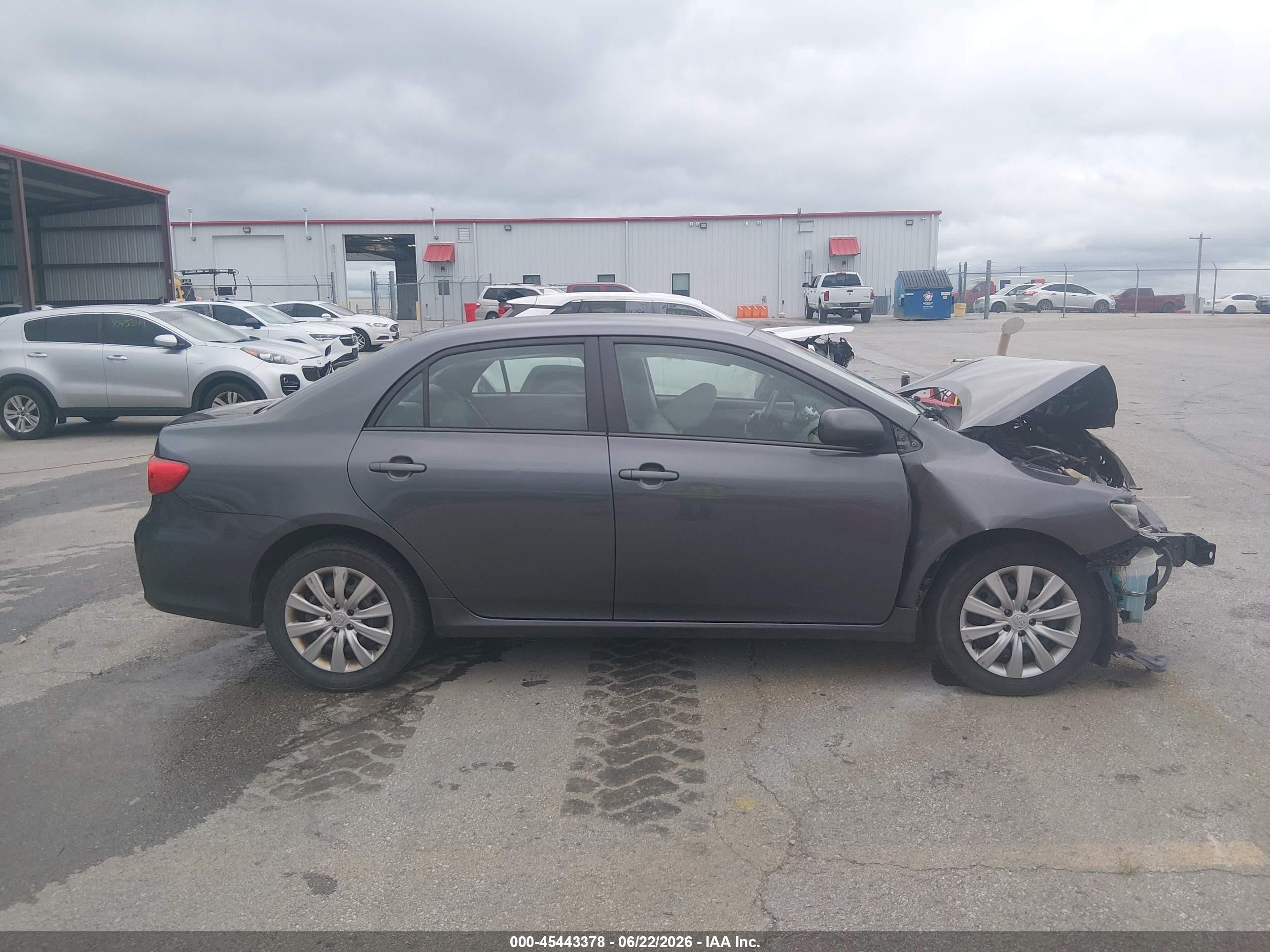2012 Toyota Corolla Le Gray vin: 2T1BU4EE9CC869148