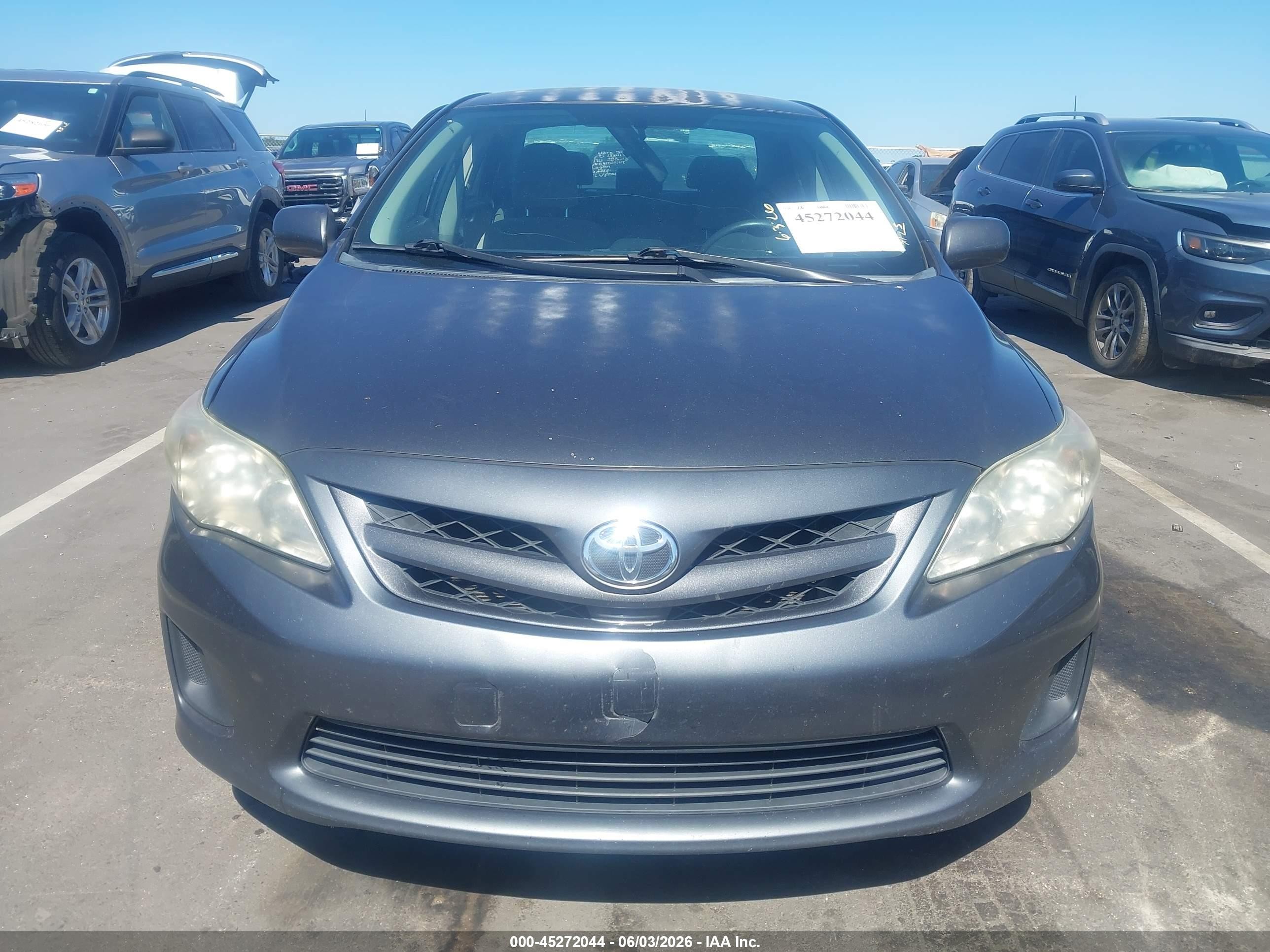 2012 Toyota Corolla Le Gray vin: 2T1BU4EE9CC870641