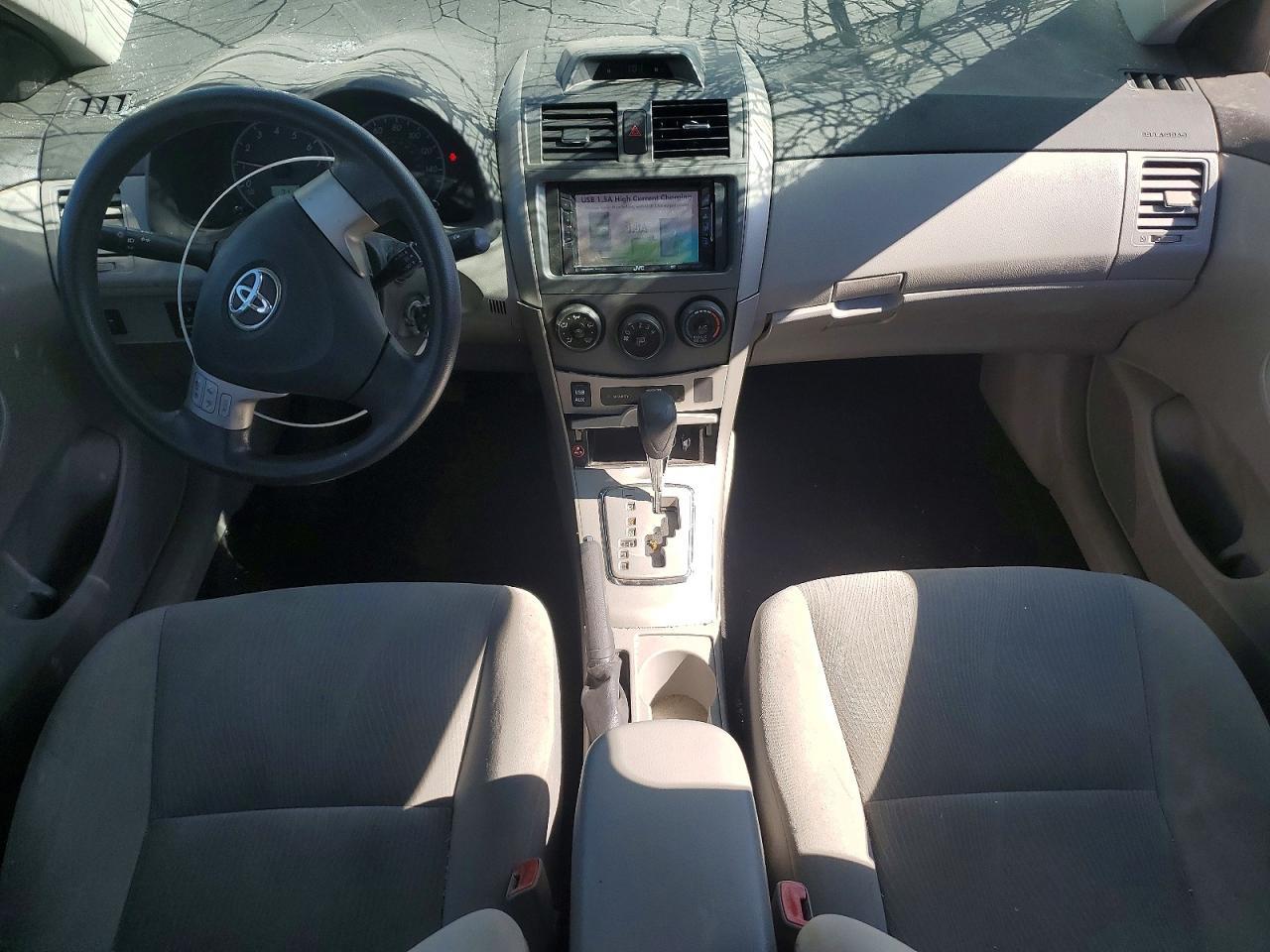 2012 Toyota Corolla Le Silver vin: 2T1BU4EE9CC874060
