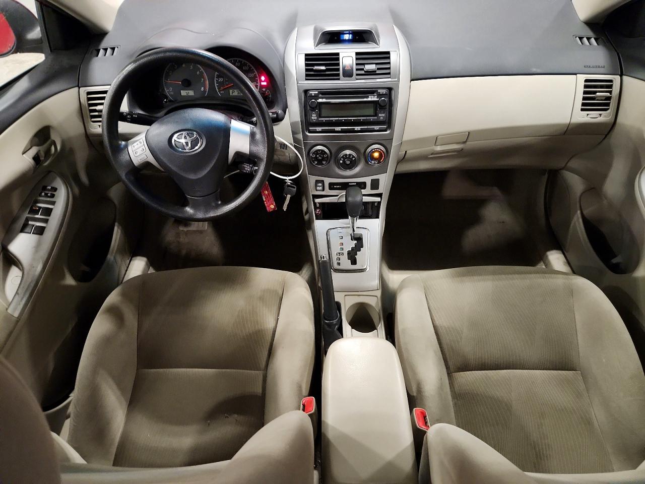 2012 Toyota Corolla Le Red vin: 2T1BU4EE9CC875435
