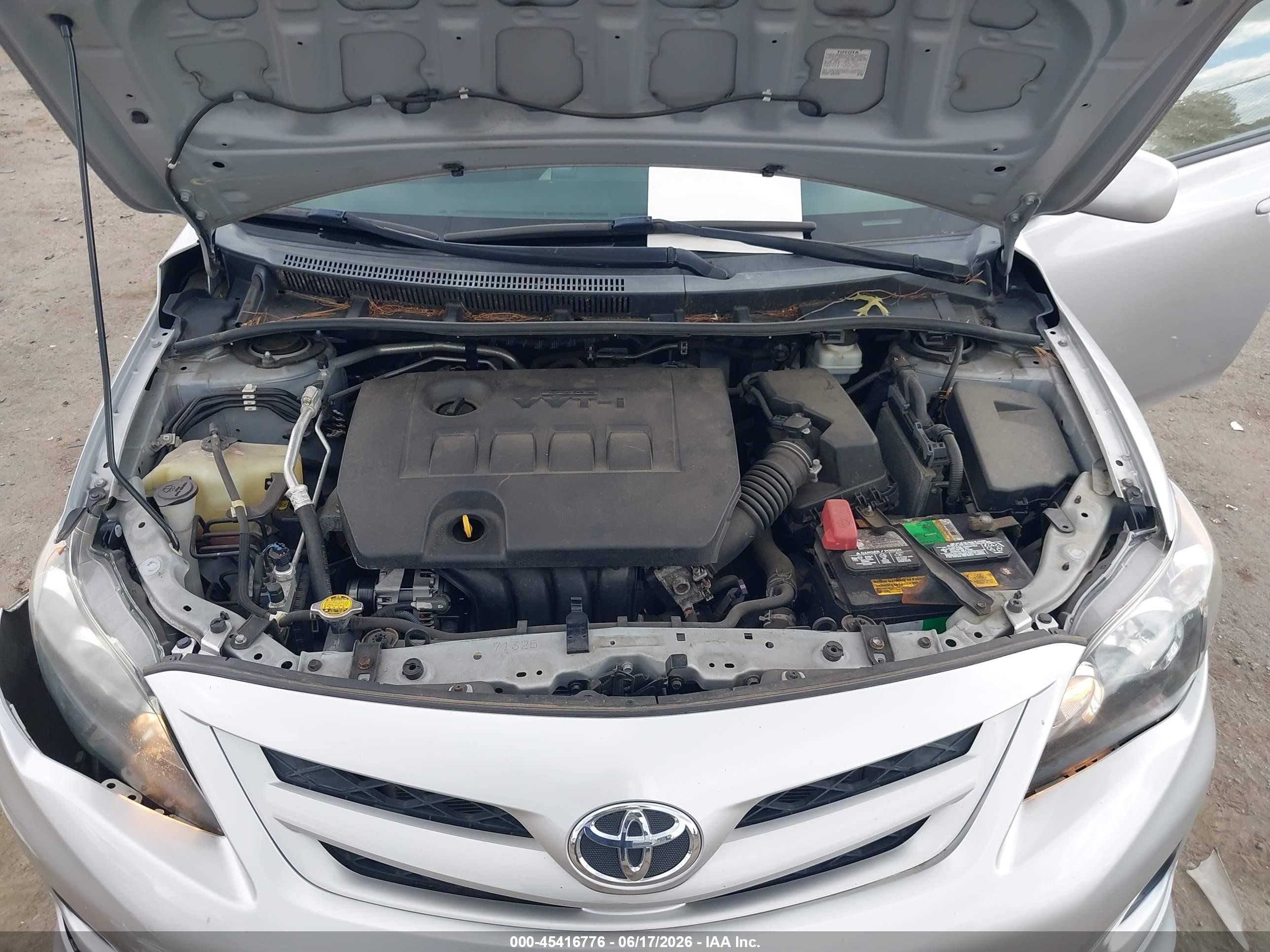 2012 Toyota Corolla S Silver vin: 2T1BU4EE9CC880537