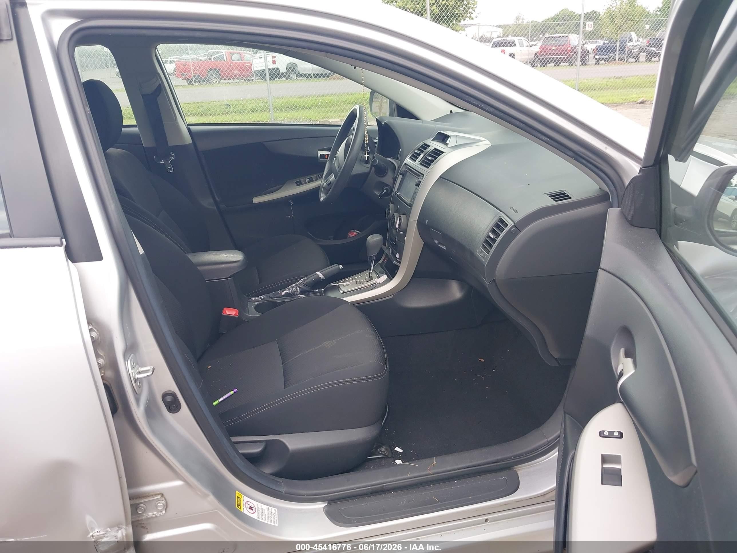 2012 Toyota Corolla S Silver vin: 2T1BU4EE9CC880537