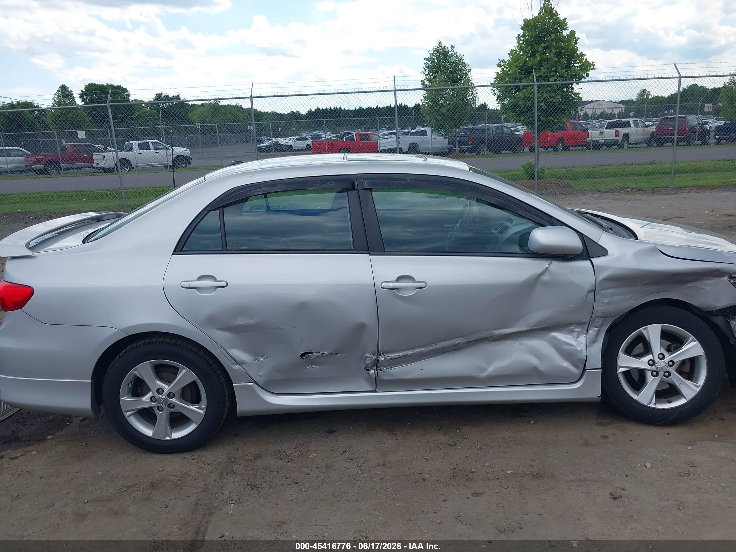 2012 Toyota Corolla S Silver vin: 2T1BU4EE9CC880537