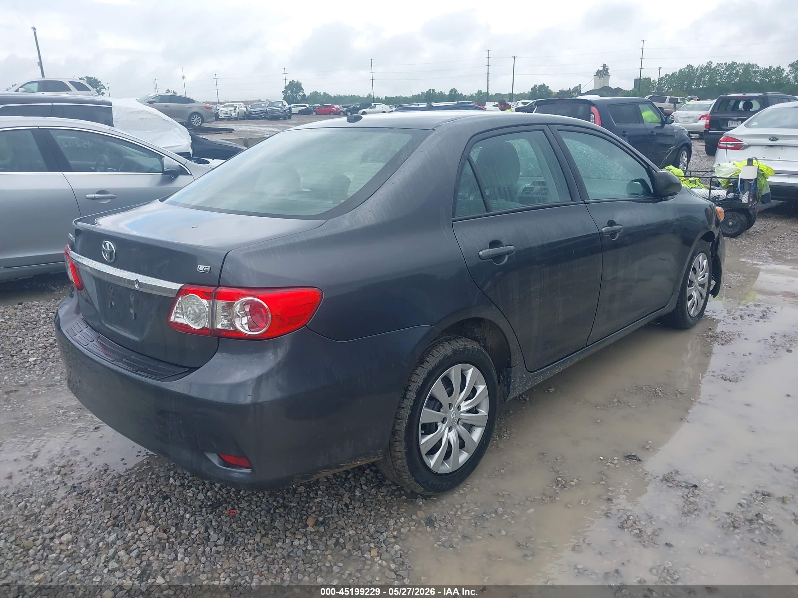 2012 Toyota Corolla Le Gray vin: 2T1BU4EE9CC888072