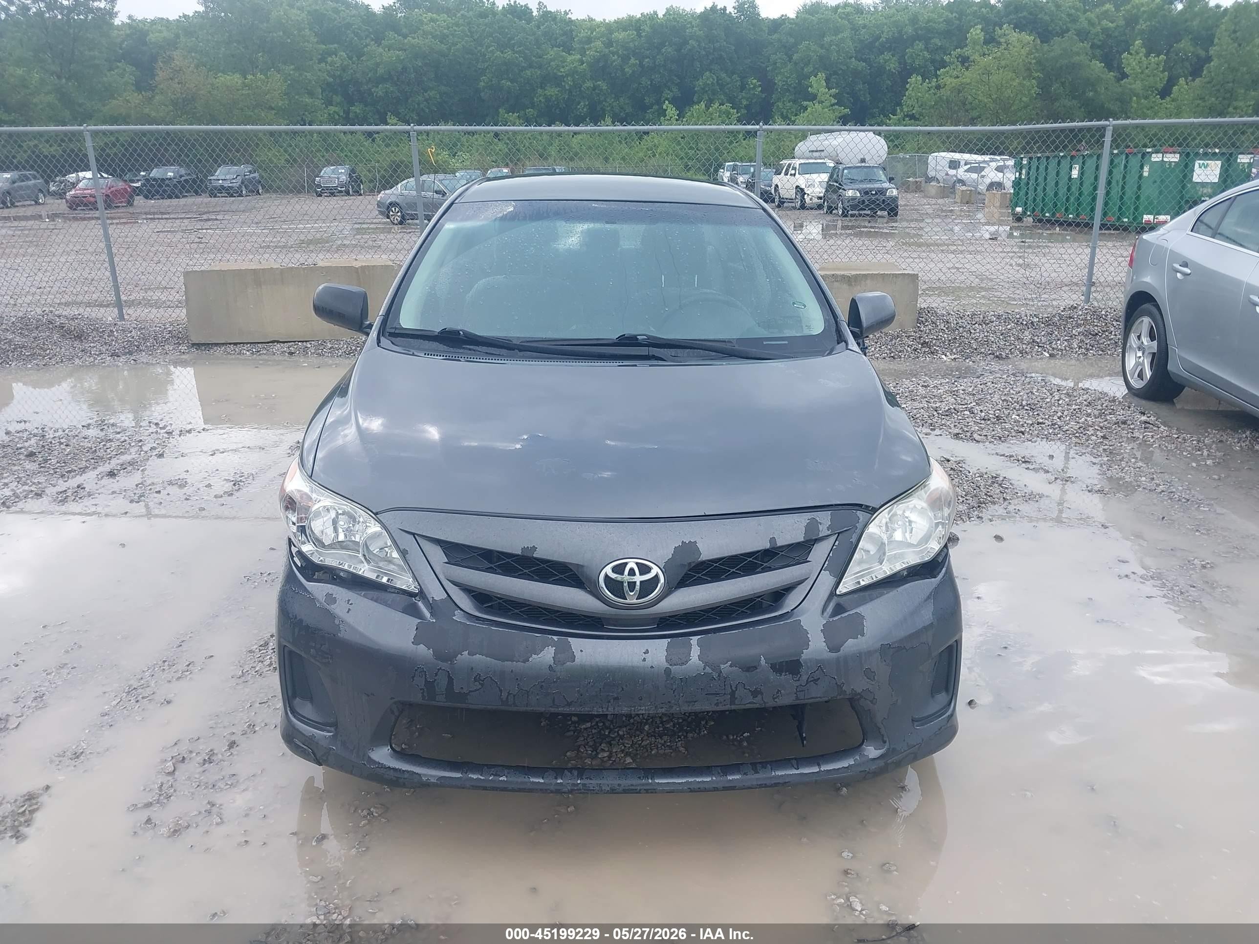 2012 Toyota Corolla Le Gray vin: 2T1BU4EE9CC888072