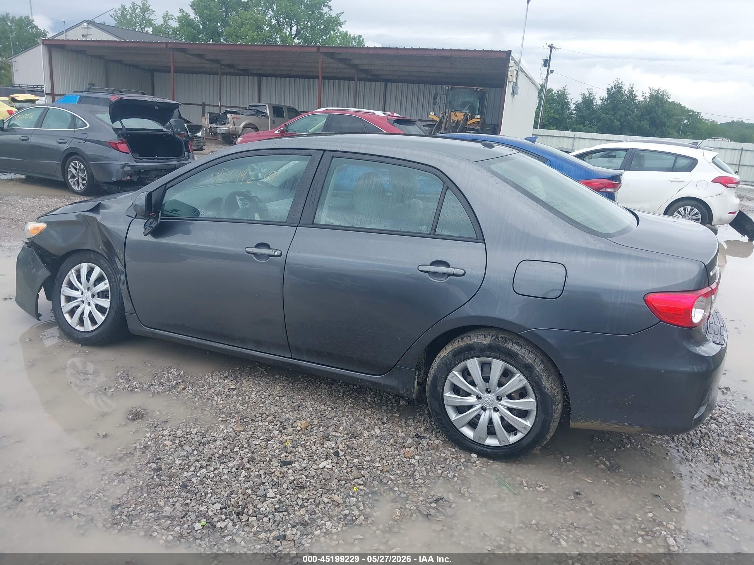 2012 Toyota Corolla Le Gray vin: 2T1BU4EE9CC888072