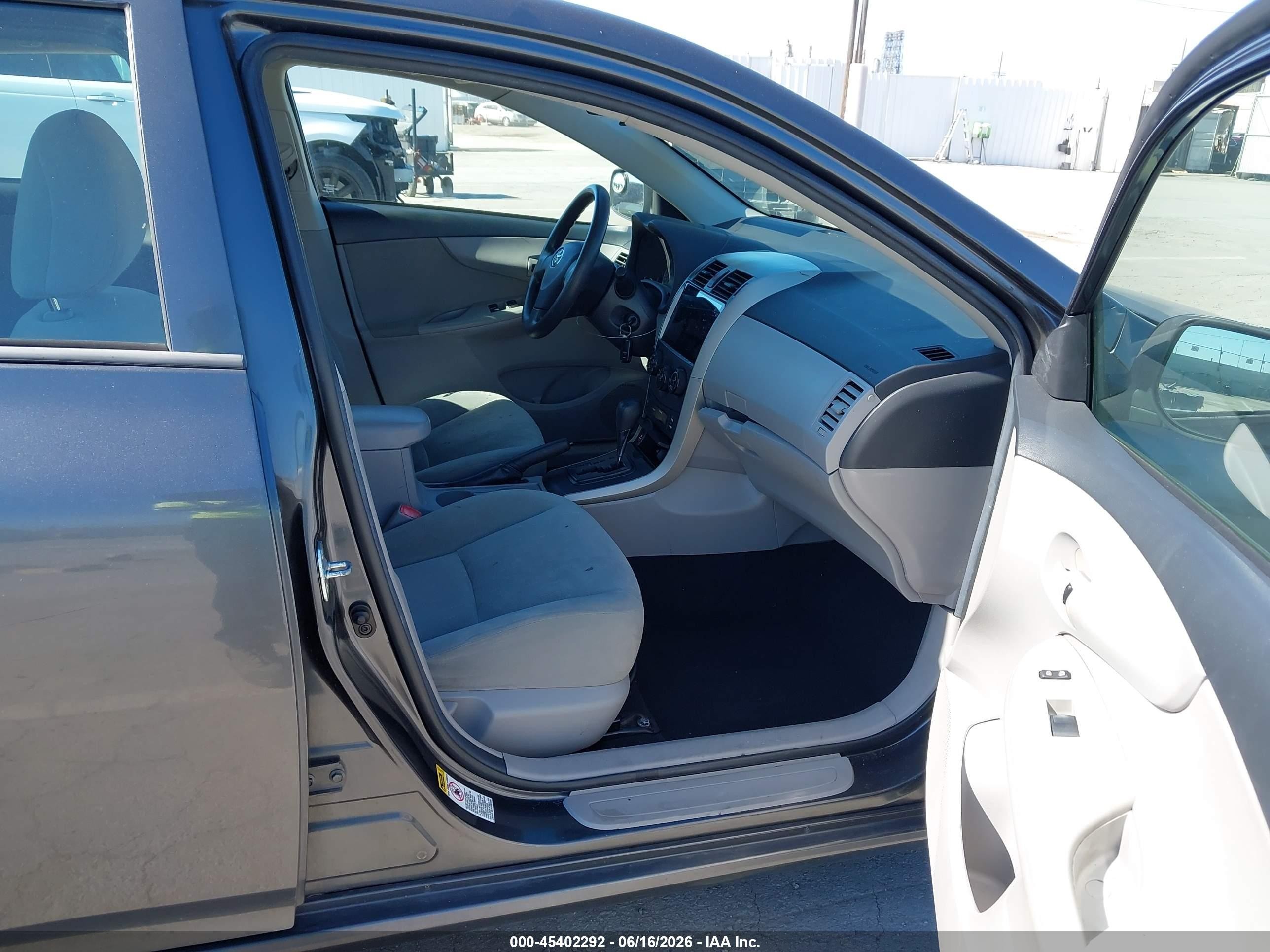 2012 Toyota Corolla L Gray vin: 2T1BU4EE9CC889531