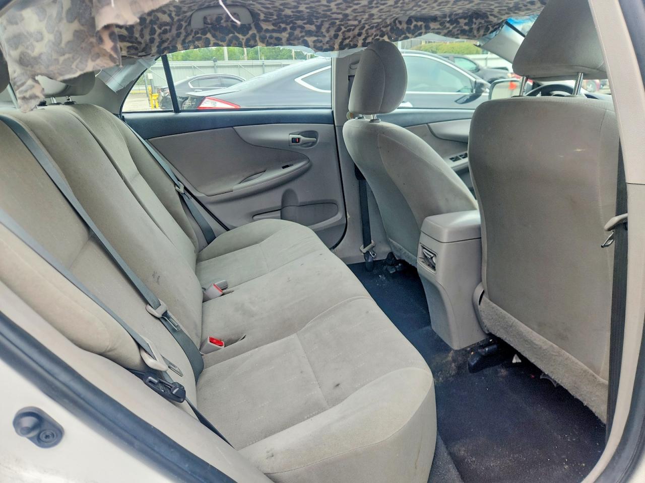 2012 Toyota Corolla L Белый vin: 2T1BU4EE9CC899296