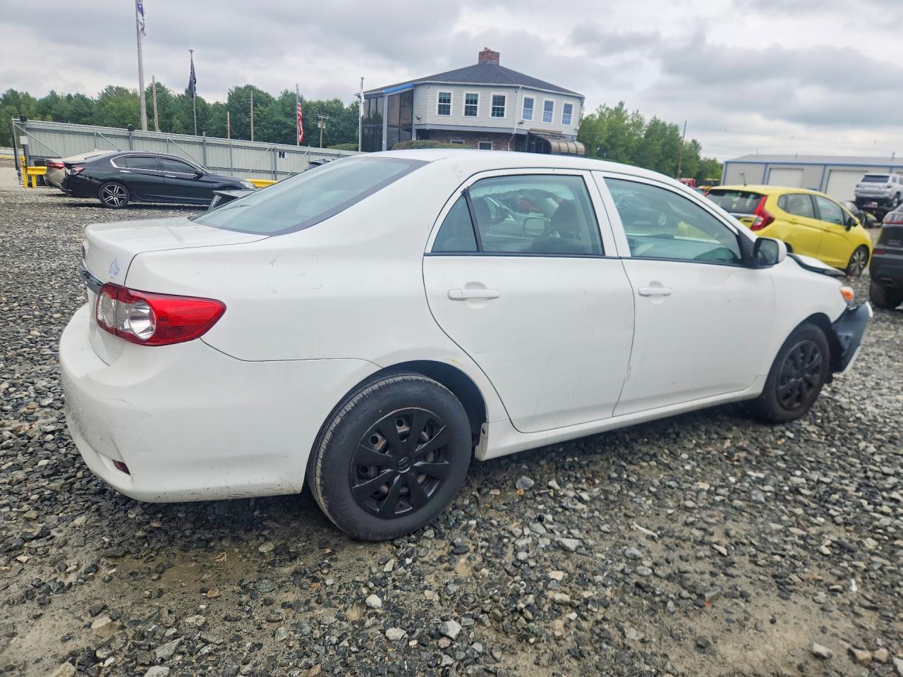 2012 Toyota Corolla L Белый vin: 2T1BU4EE9CC899296