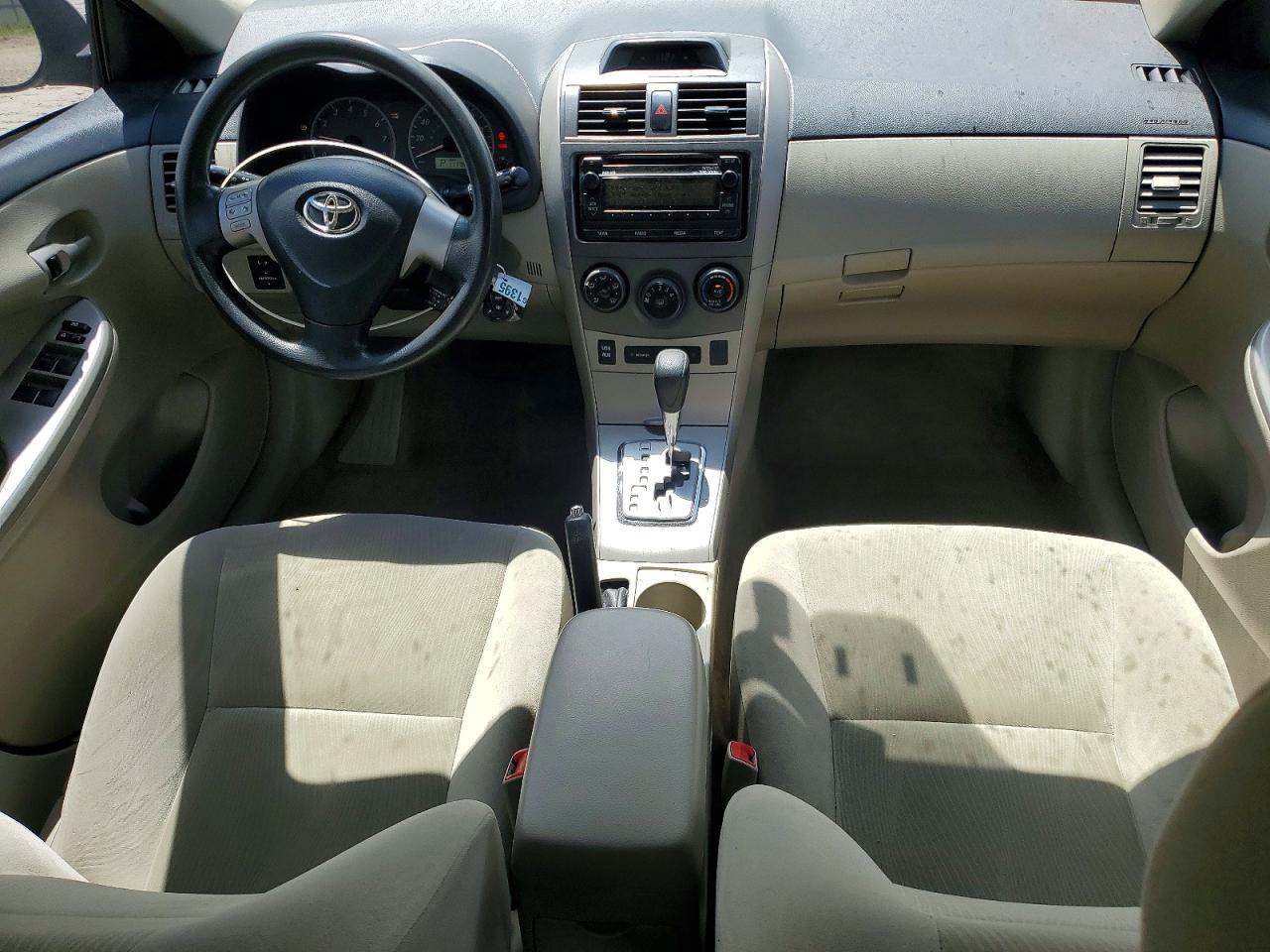 2012 Toyota Corolla Le White vin: 2T1BU4EE9CC902696
