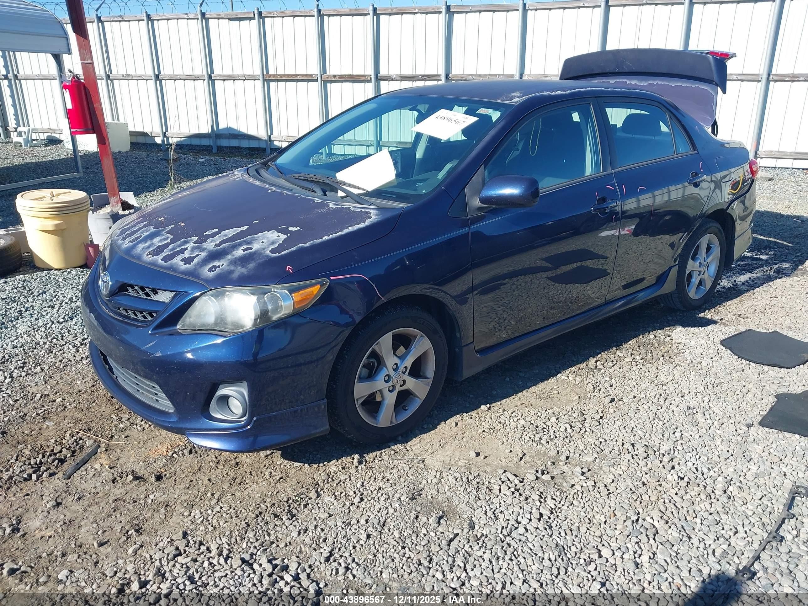 2012 Toyota Corolla S Blue vin: 2T1BU4EE9CC907431