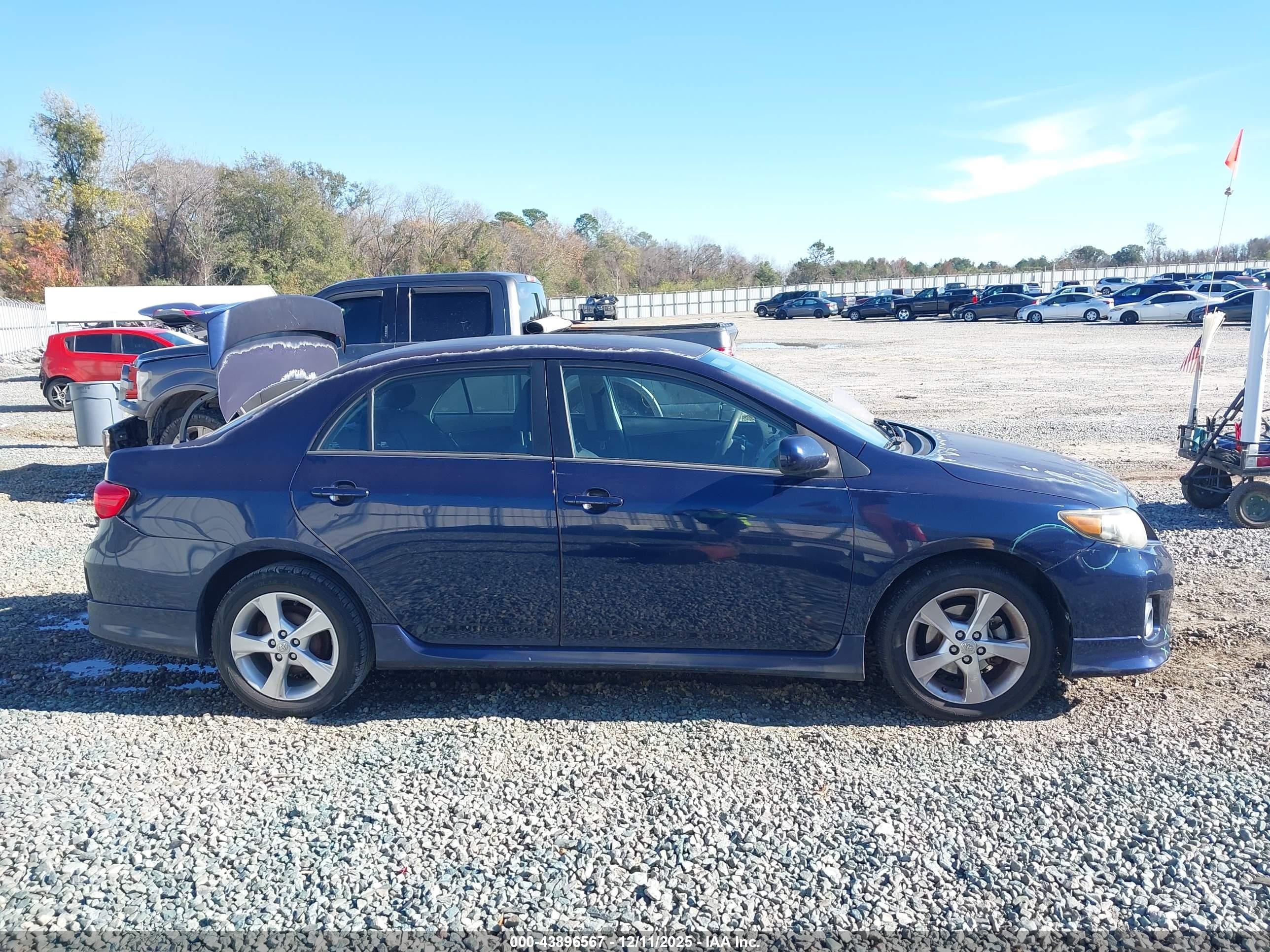 2012 Toyota Corolla S Blue vin: 2T1BU4EE9CC907431