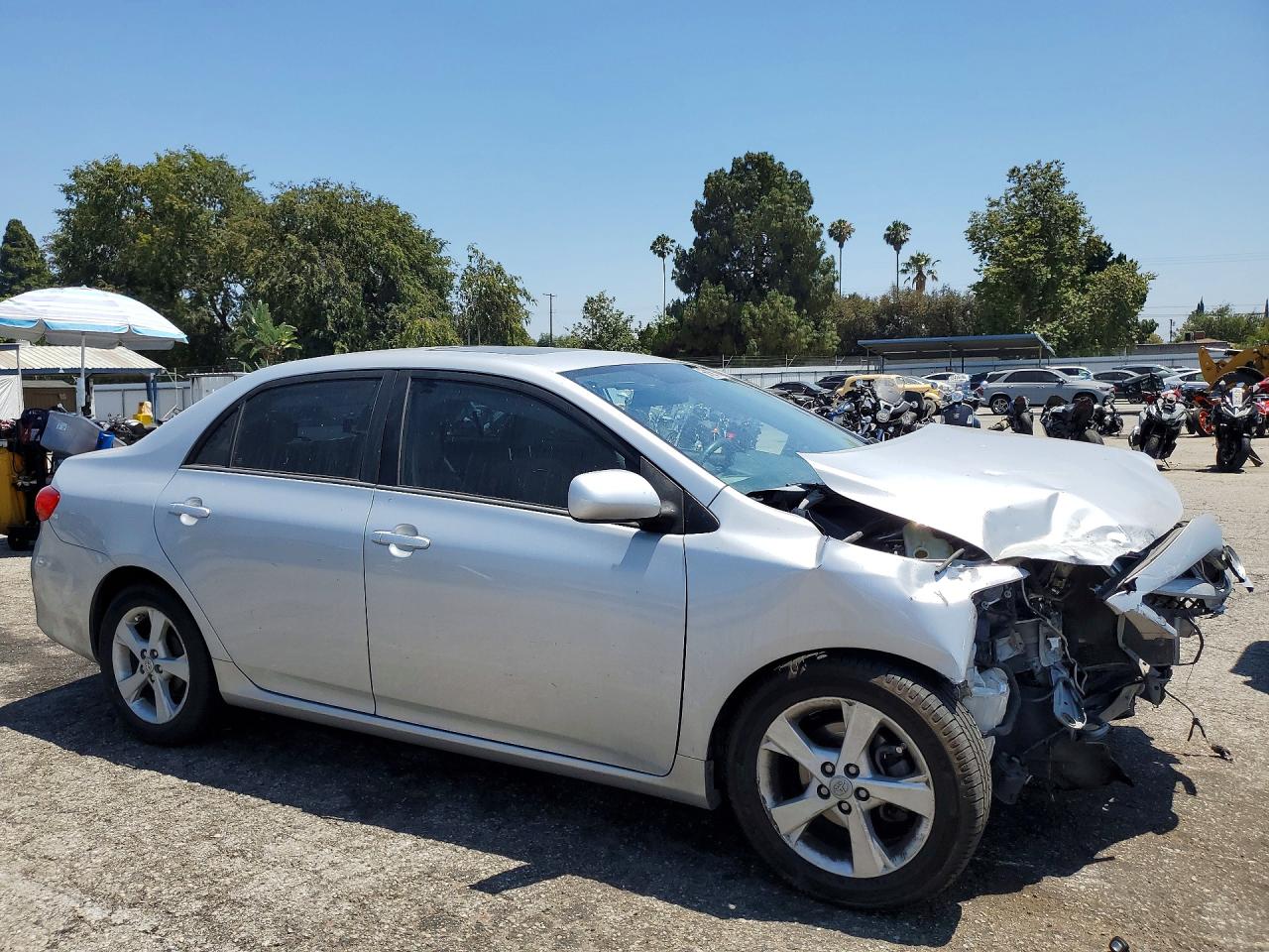 2012 Toyota Corolla Le Silver vin: 2T1BU4EE9CC908515