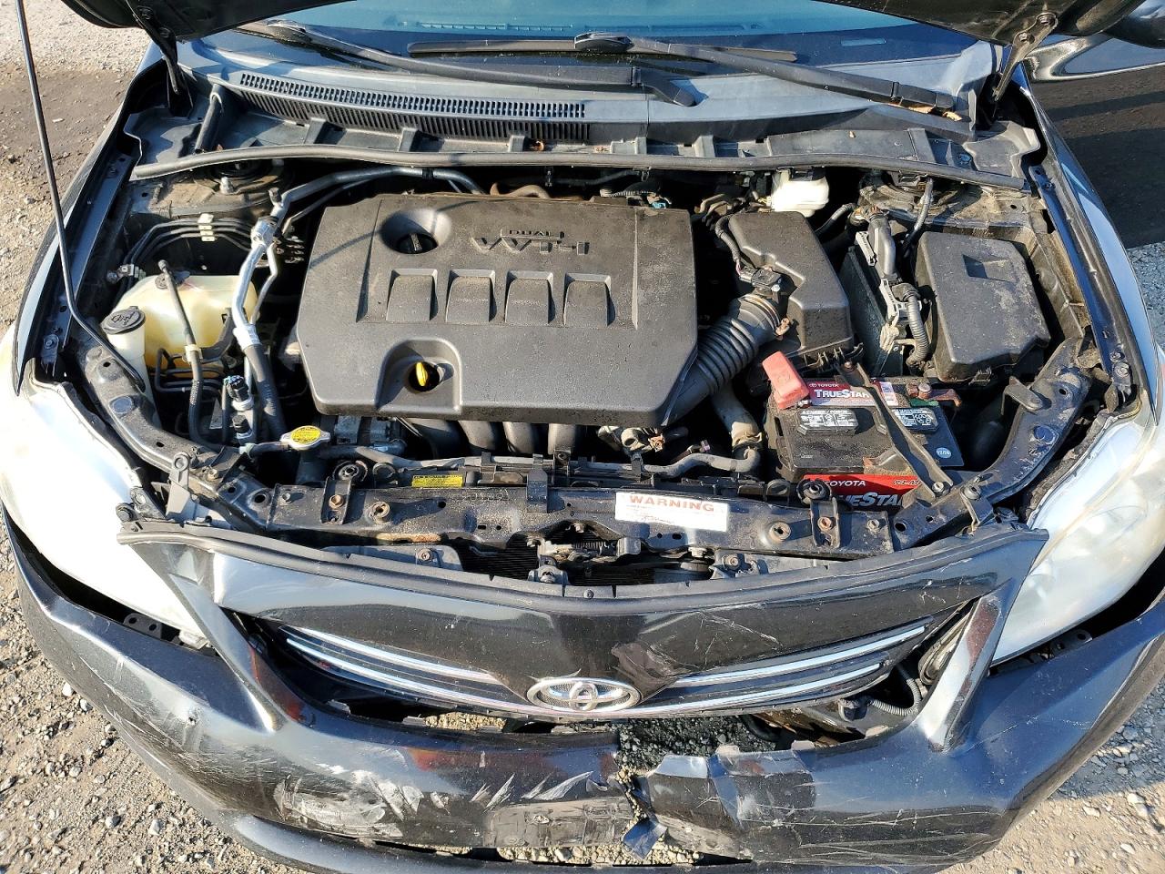 2013 Toyota Corolla Le Black vin: 2T1BU4EE9DC047628