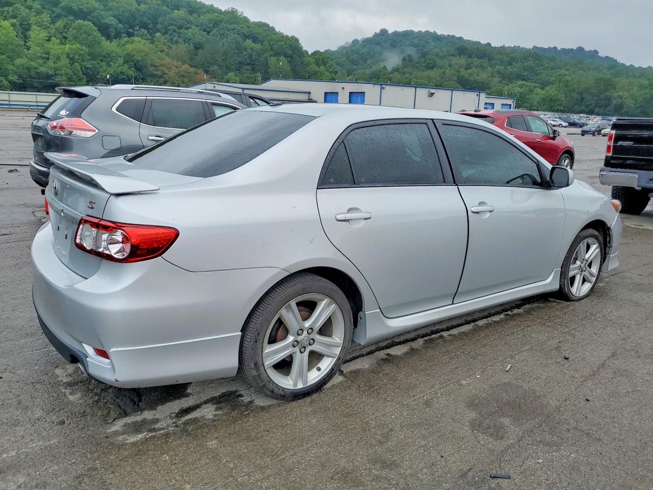 2013 Toyota Corolla S Silver vin: 2T1BU4EE9DC063019