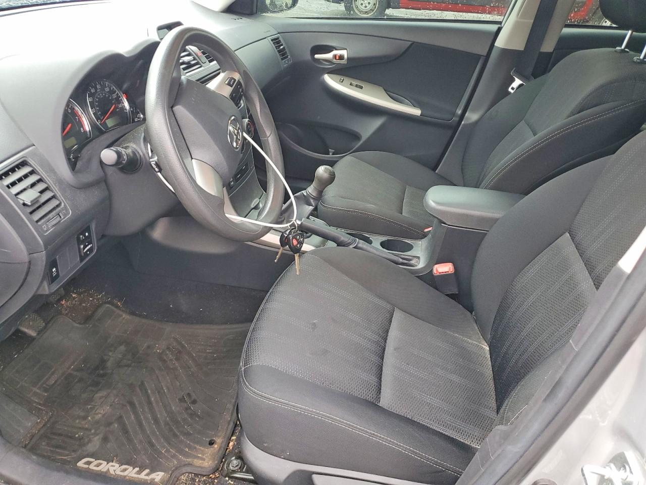 2013 Toyota Corolla S Silver vin: 2T1BU4EE9DC063019