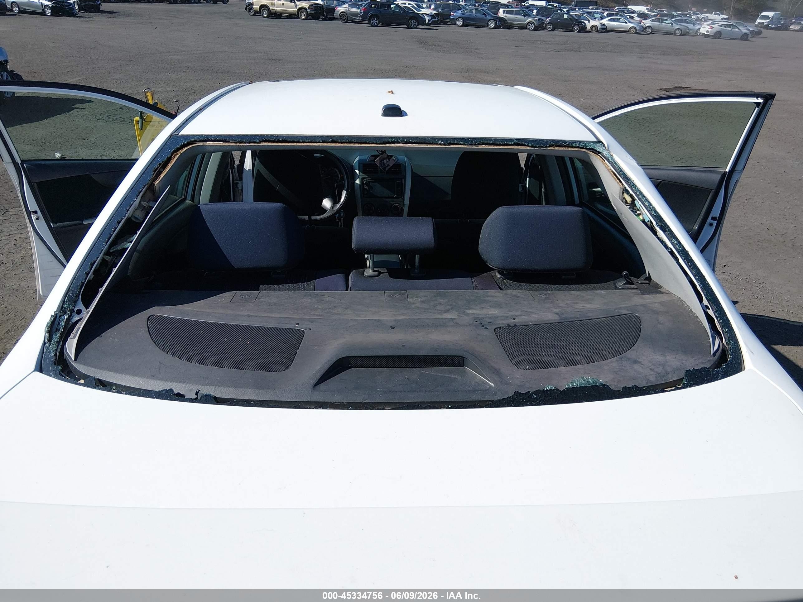 2013 Toyota Corolla S Белый vin: 2T1BU4EE9DC064736