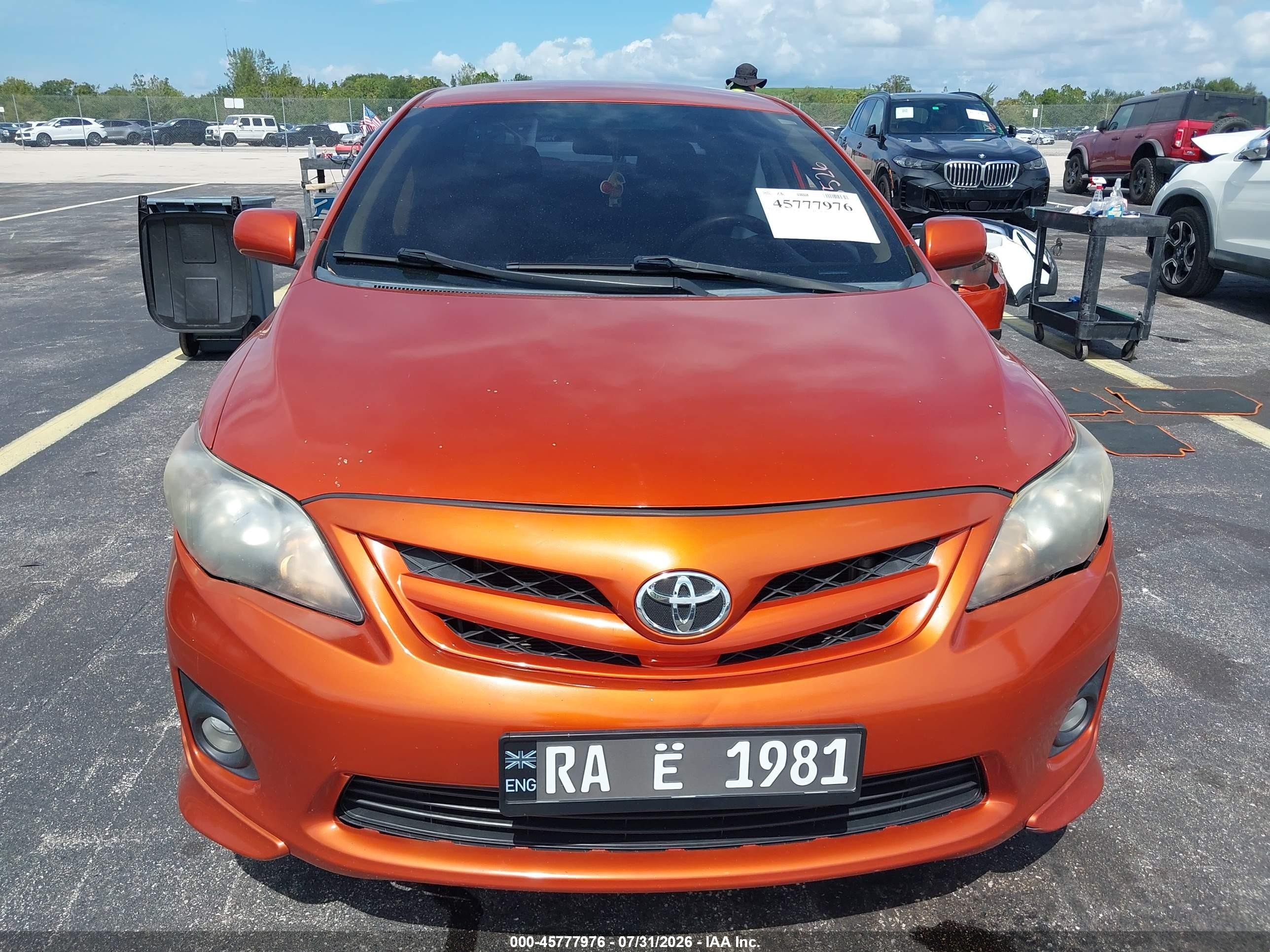 2013 Toyota Corolla S Special Edition Orange vin: 2T1BU4EE9DC075526
