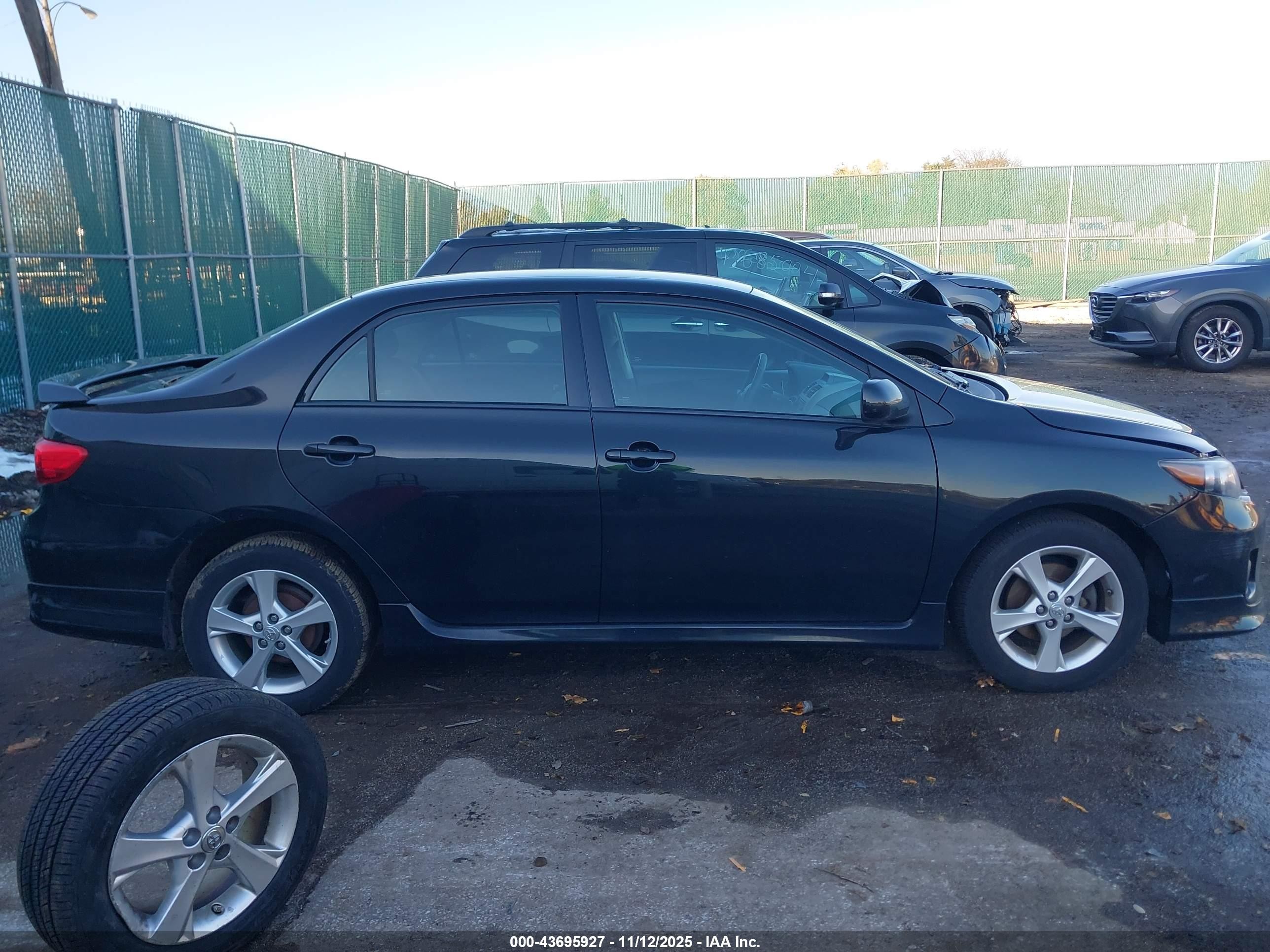2013 Toyota Corolla S Black vin: 2T1BU4EE9DC079091