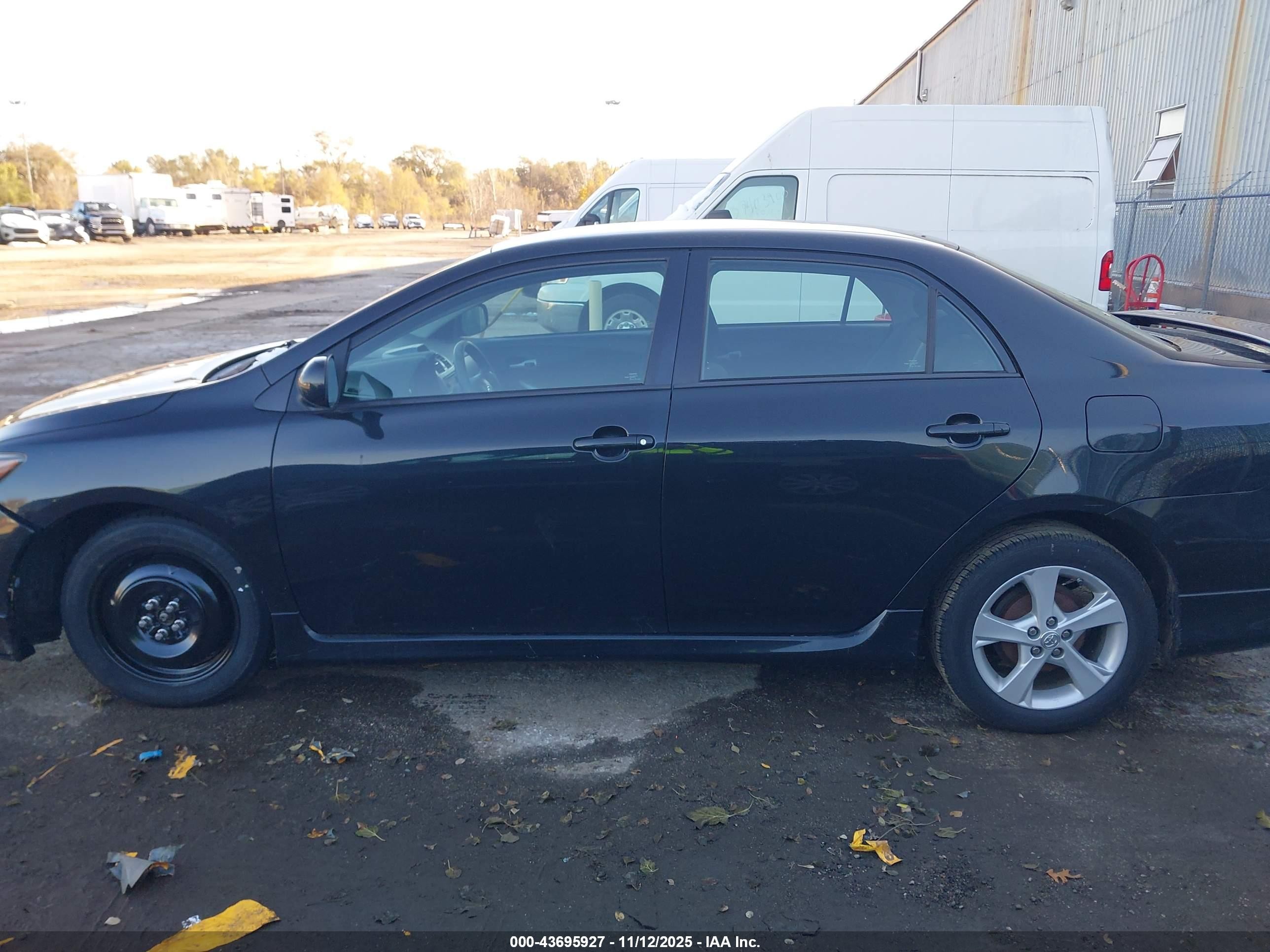 2013 Toyota Corolla S Black vin: 2T1BU4EE9DC079091