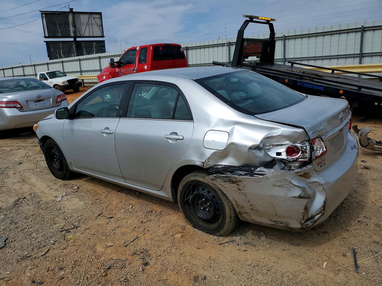 2013 Toyota Corolla Le Silver vin: 2T1BU4EE9DC085697