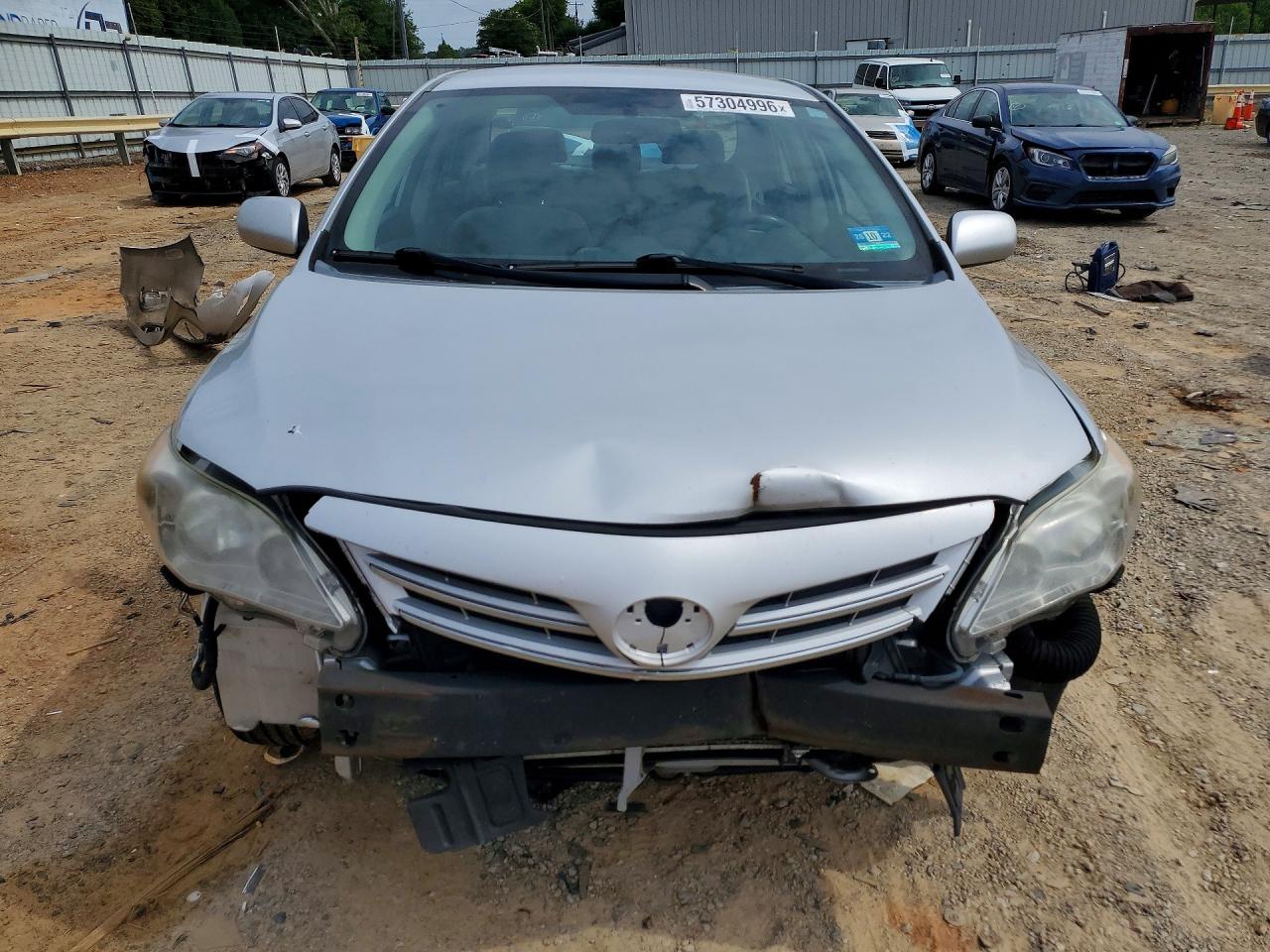 2013 Toyota Corolla Le Silver vin: 2T1BU4EE9DC085697